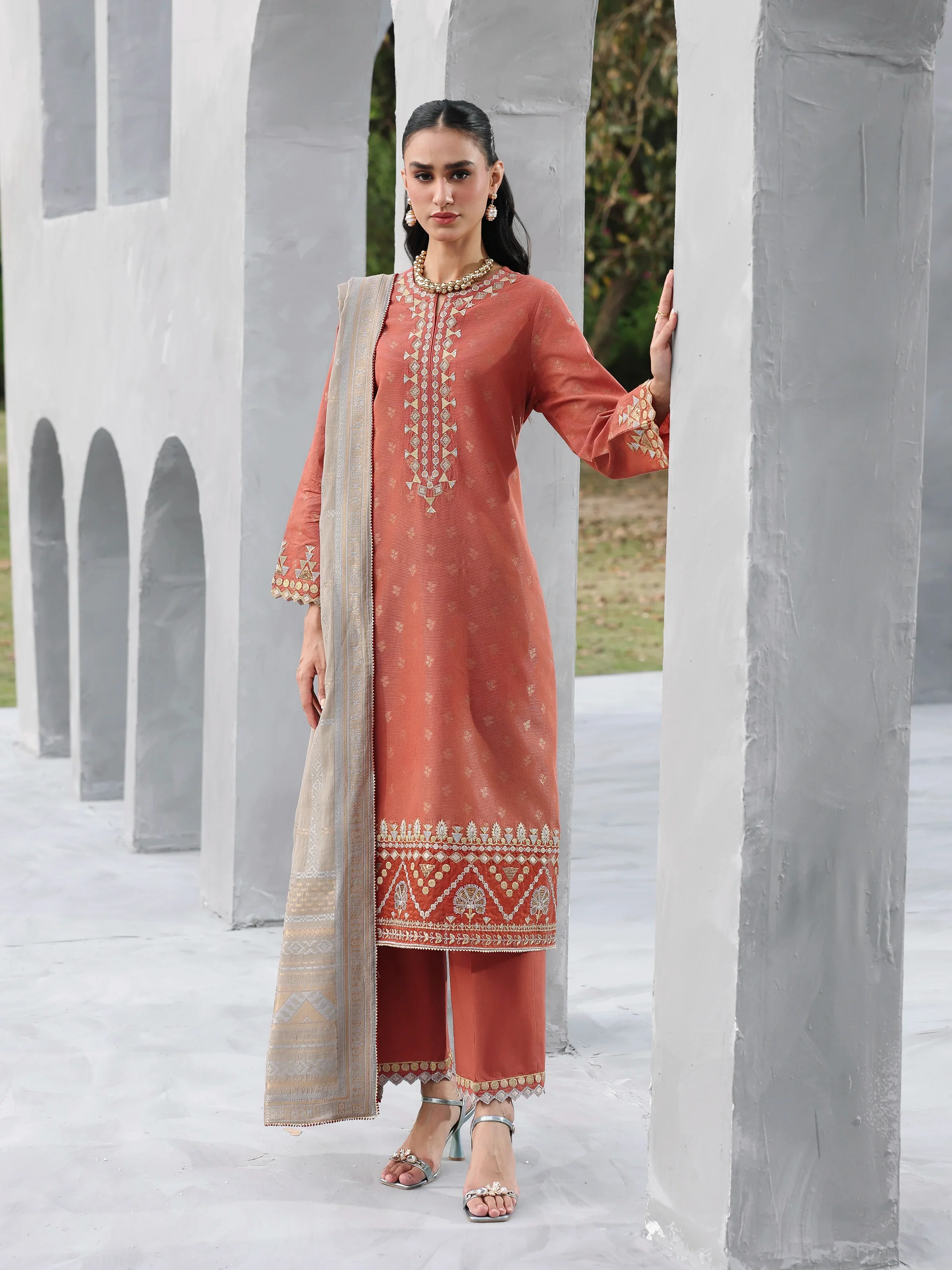Unstitched Embroidered Jacquard Suit - EWU6V3-33461-3P - Image 3
