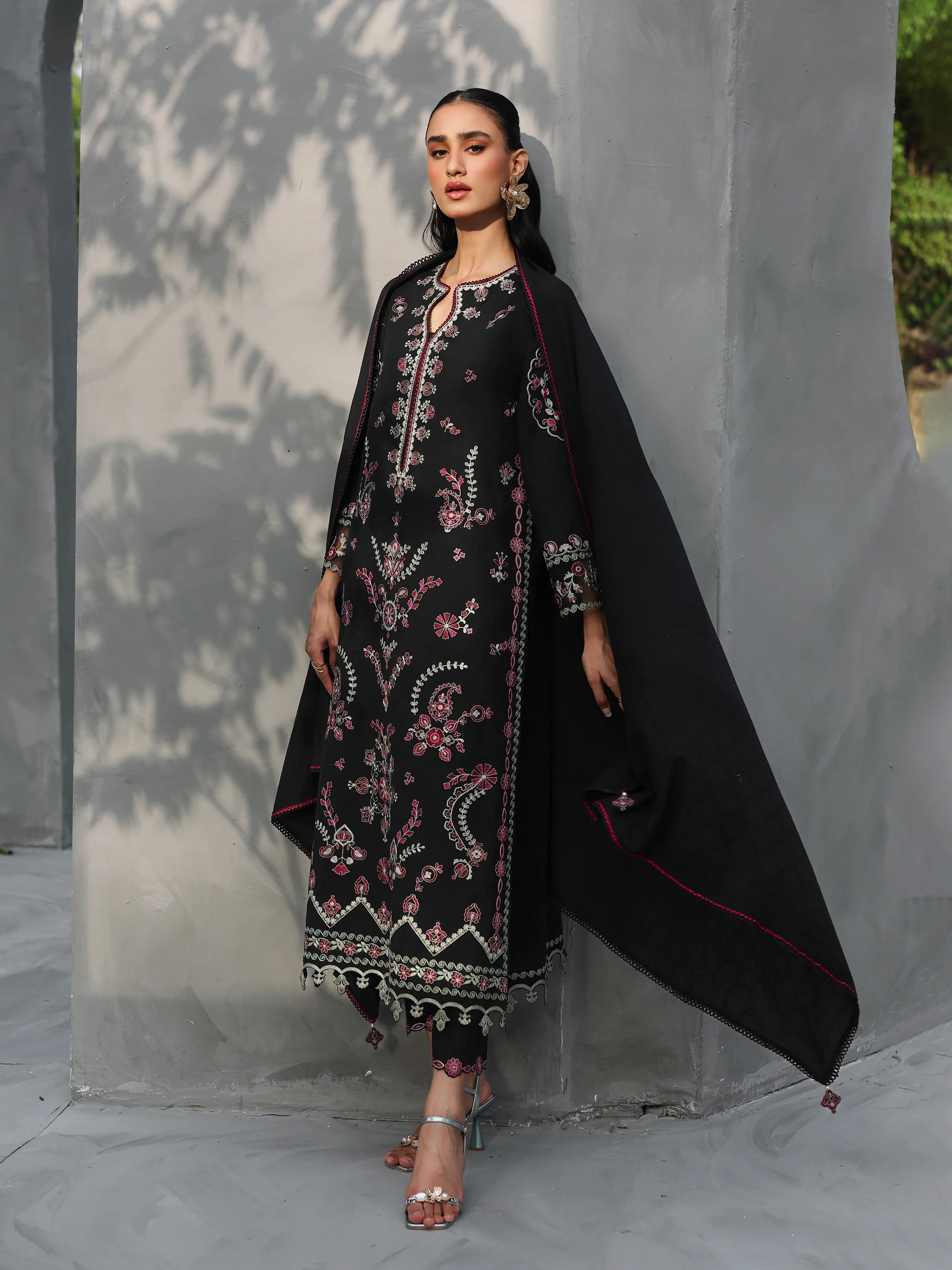 Unstitched Embroidered Jacquard Suit - EWU6V3-33466-3P - Image 5