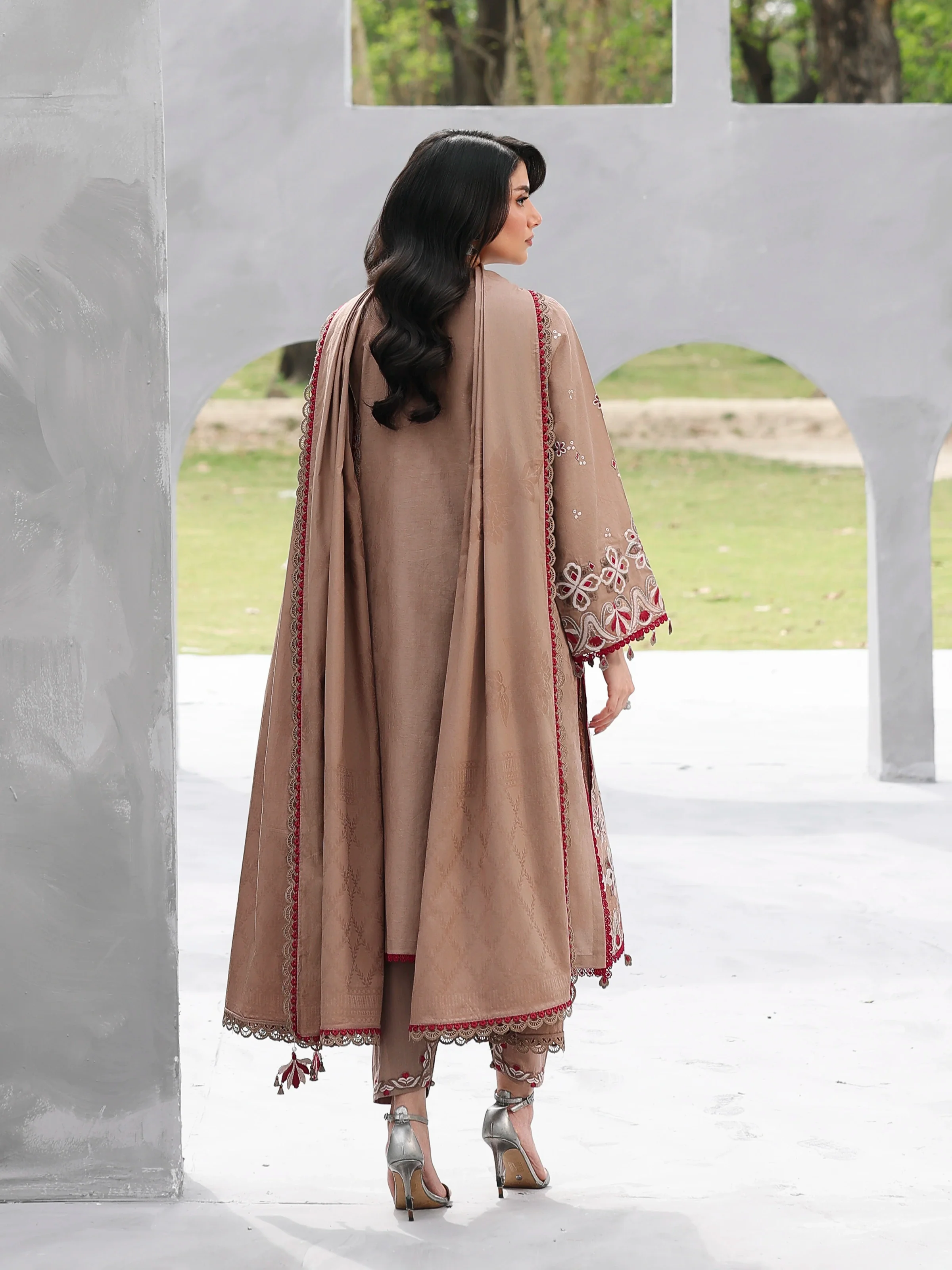 Unstitched Embroidered Jacquard Suit - EWU6V3-33469-3P - Image 6