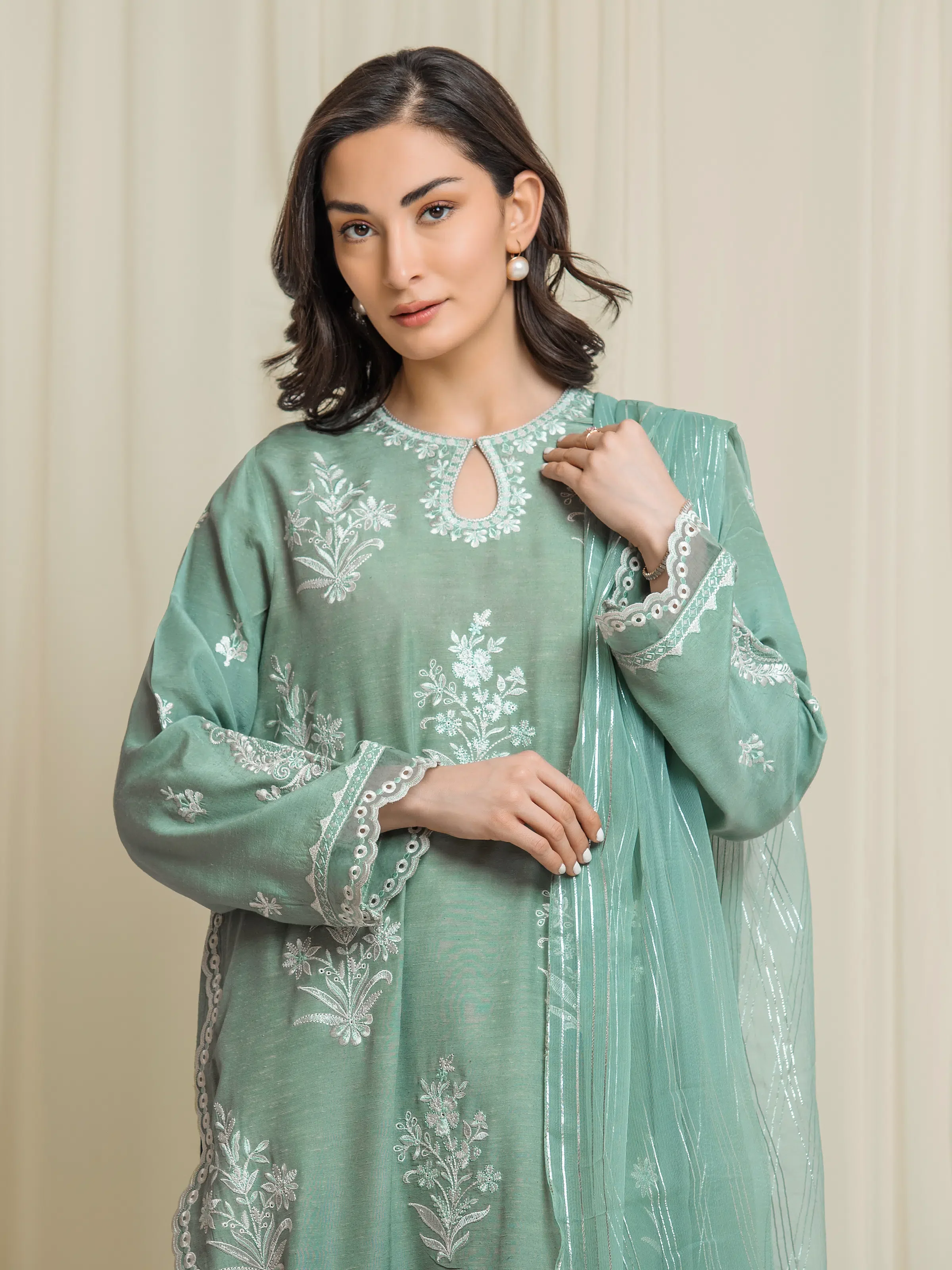 Unstitched Embroidered Karandi Suit - EWU6V22-32090-3P - Image 2