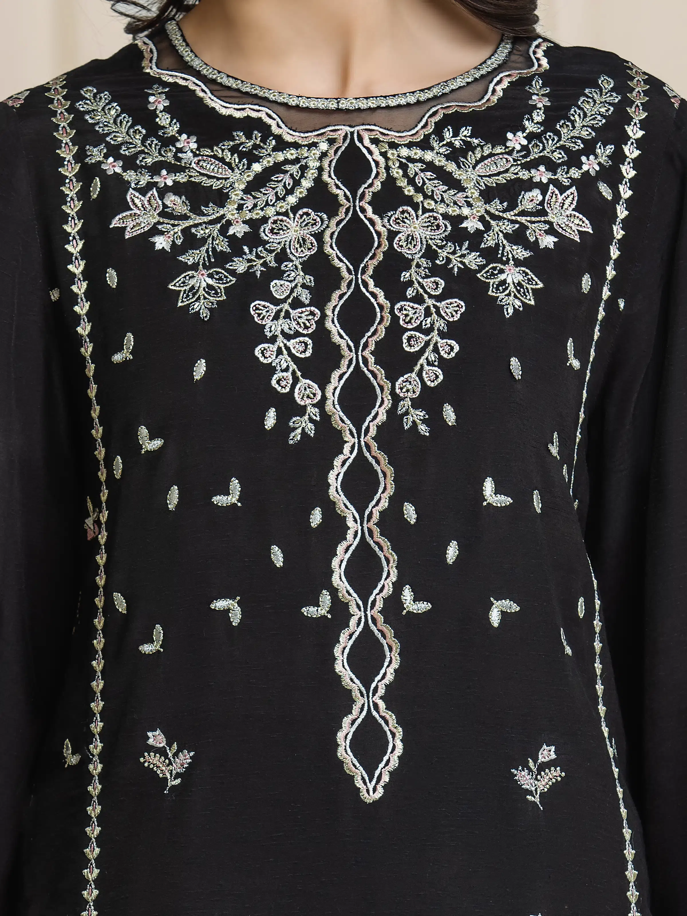 Unstitched Embroidered Karandi Suit - EWU6V22-32094-3P - Image 3