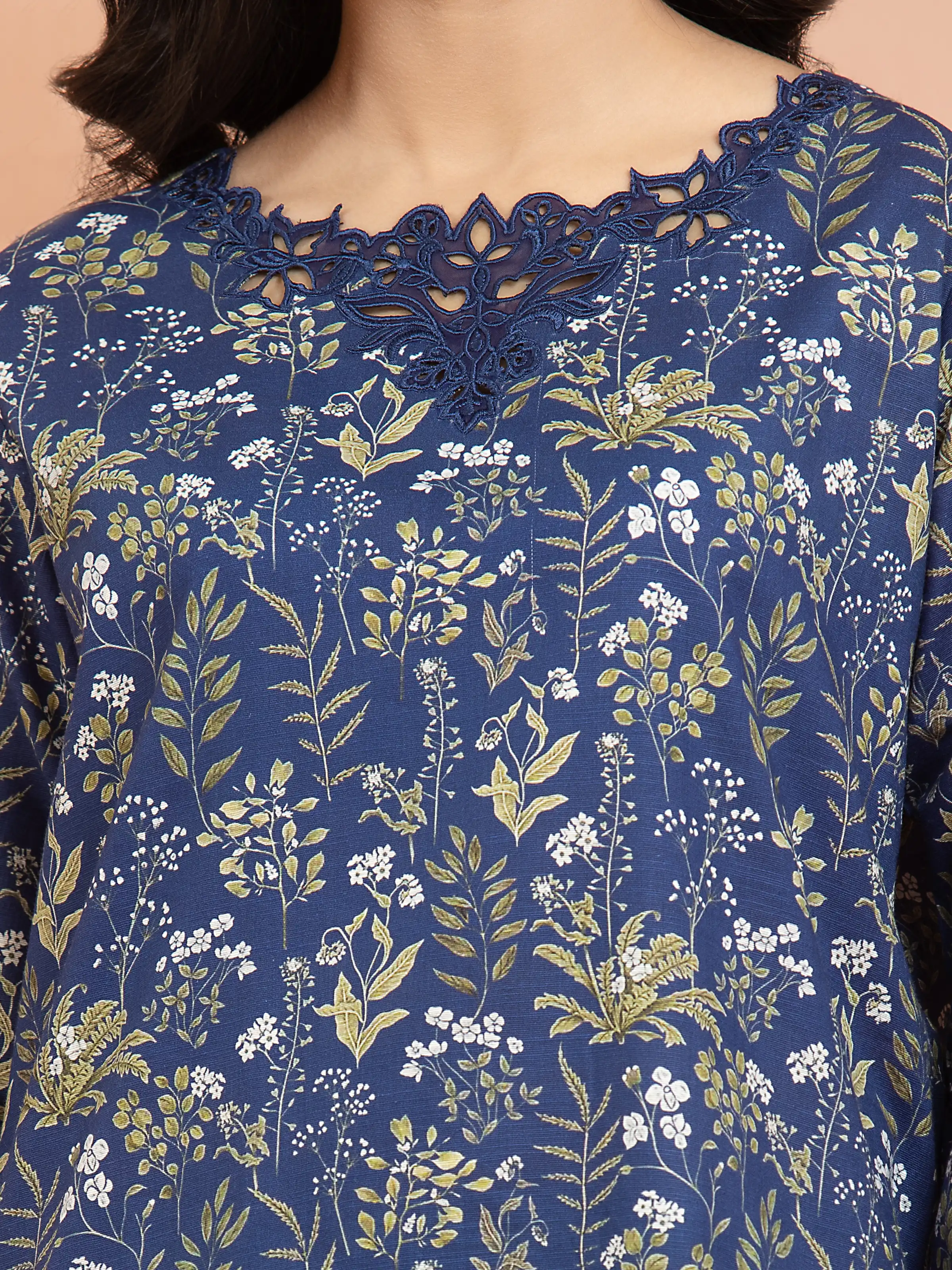 Unstitched  Embroidered Khaddar Shirt Trouser - EWU24V11-30197AST - Image 4