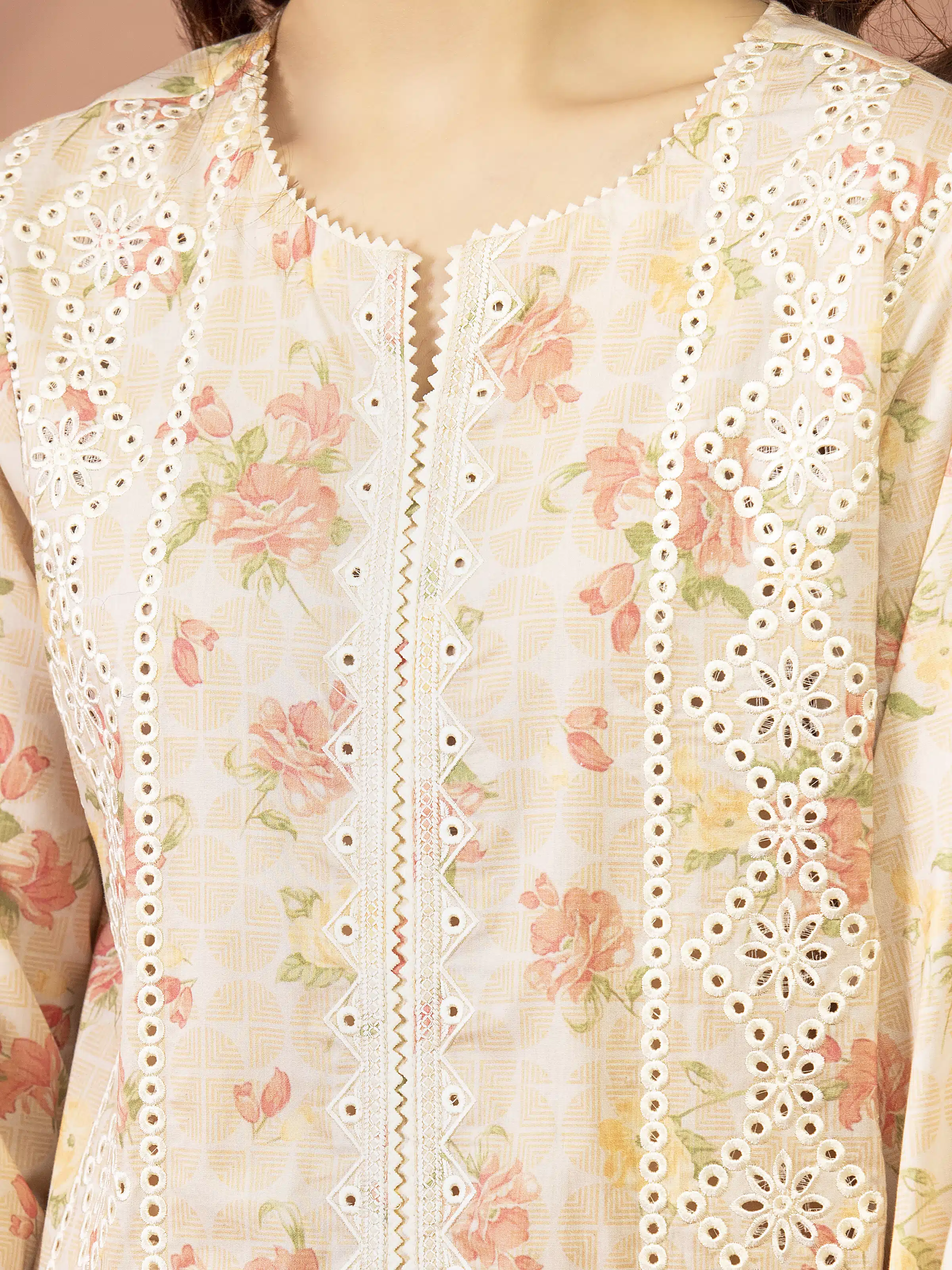 Unstitched  Embroidered Lawn Shirt - EWU5V1-31447S - Image 3