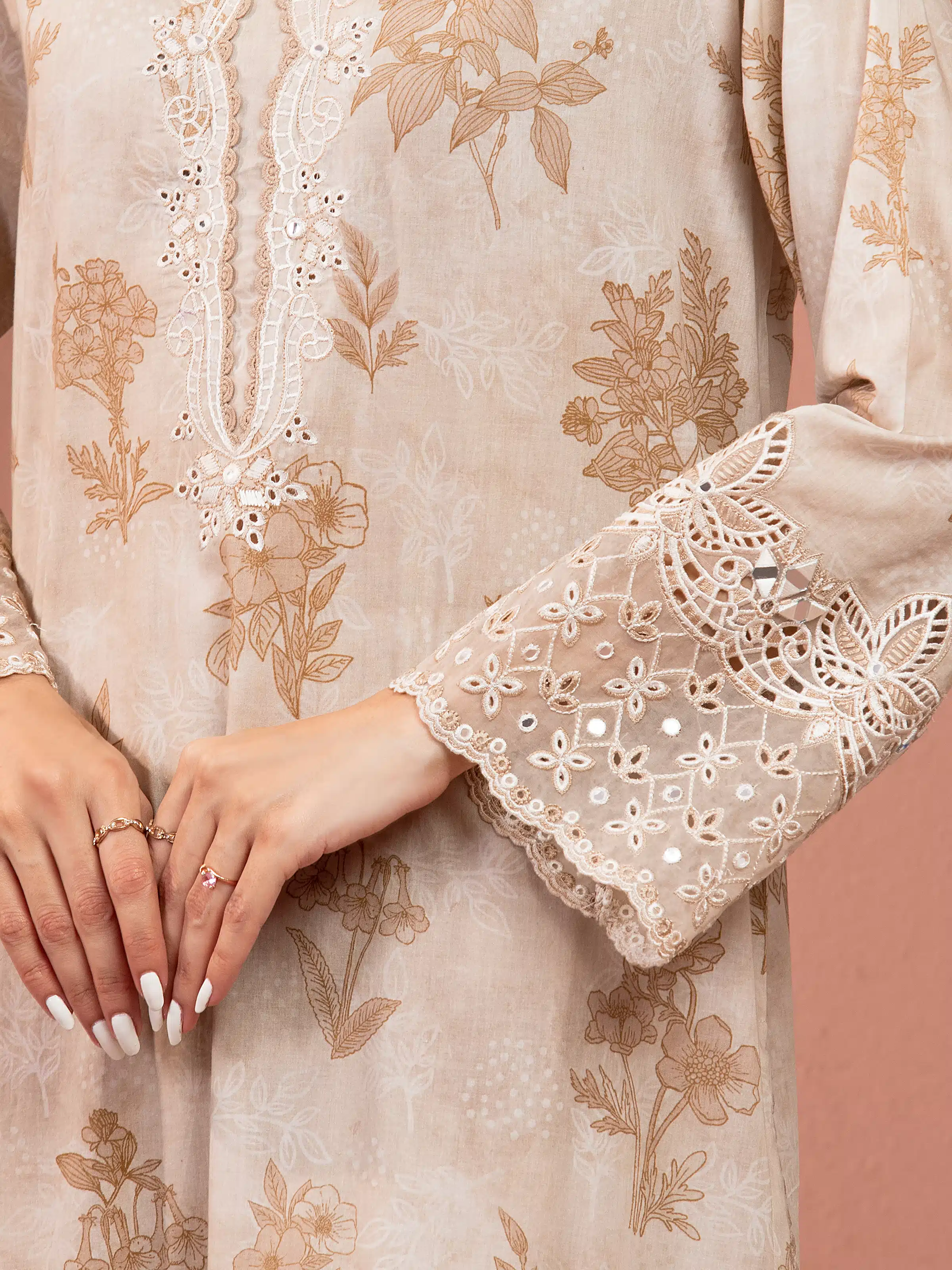 Unstitched Embroidered Lawn Suit - EWU5V1-31485-3P - Image 3
