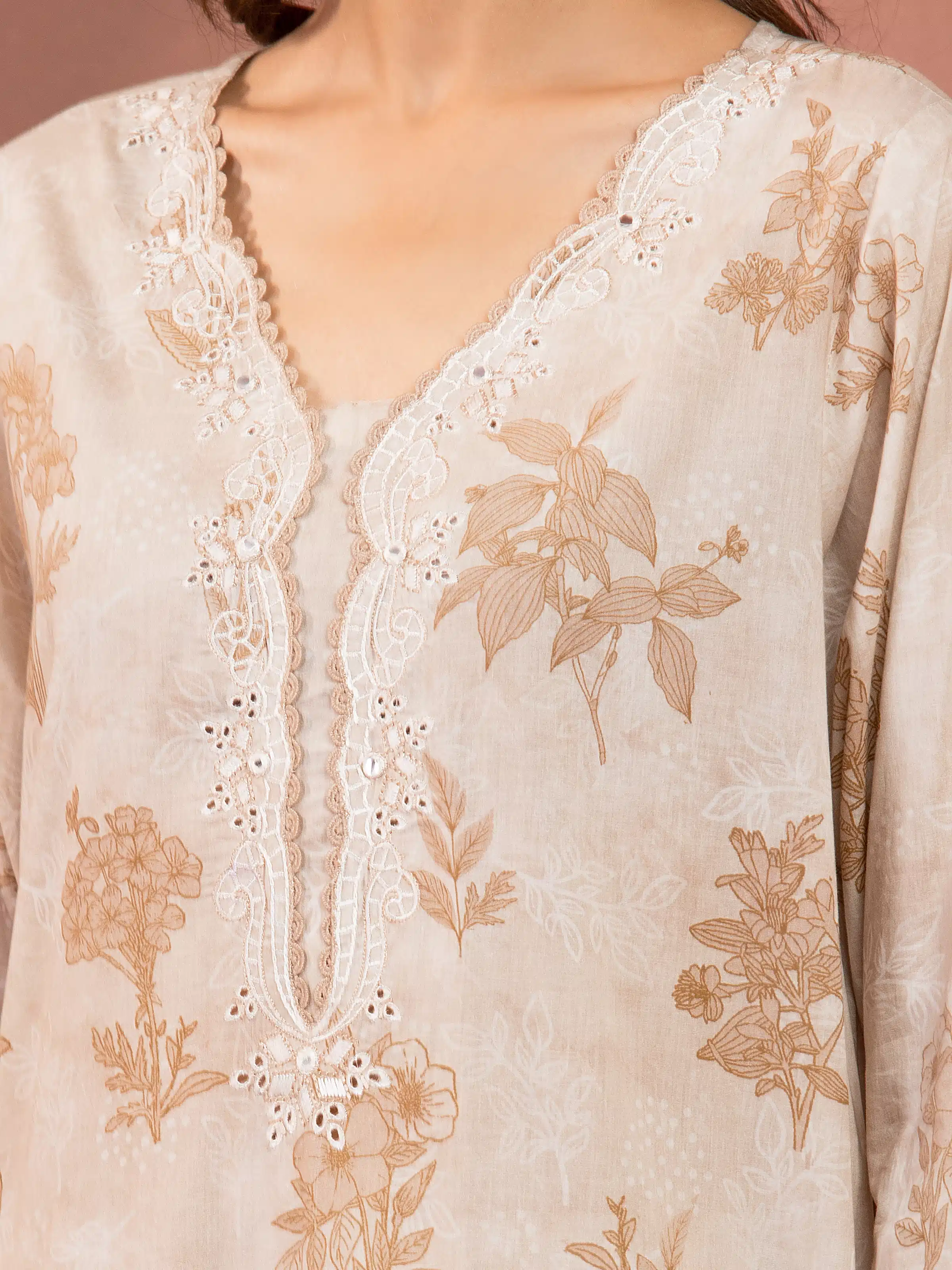 Unstitched Embroidered Lawn Suit - EWU5V1-31485-3P - Image 4