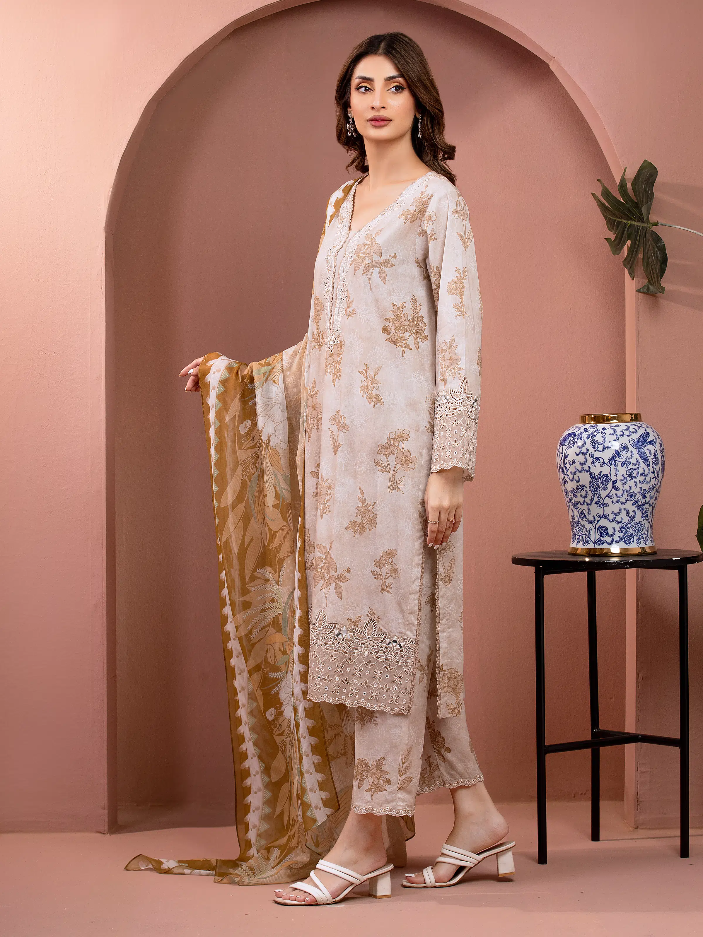 Unstitched Embroidered Lawn Suit - EWU5V1-31485-3P - Image 5