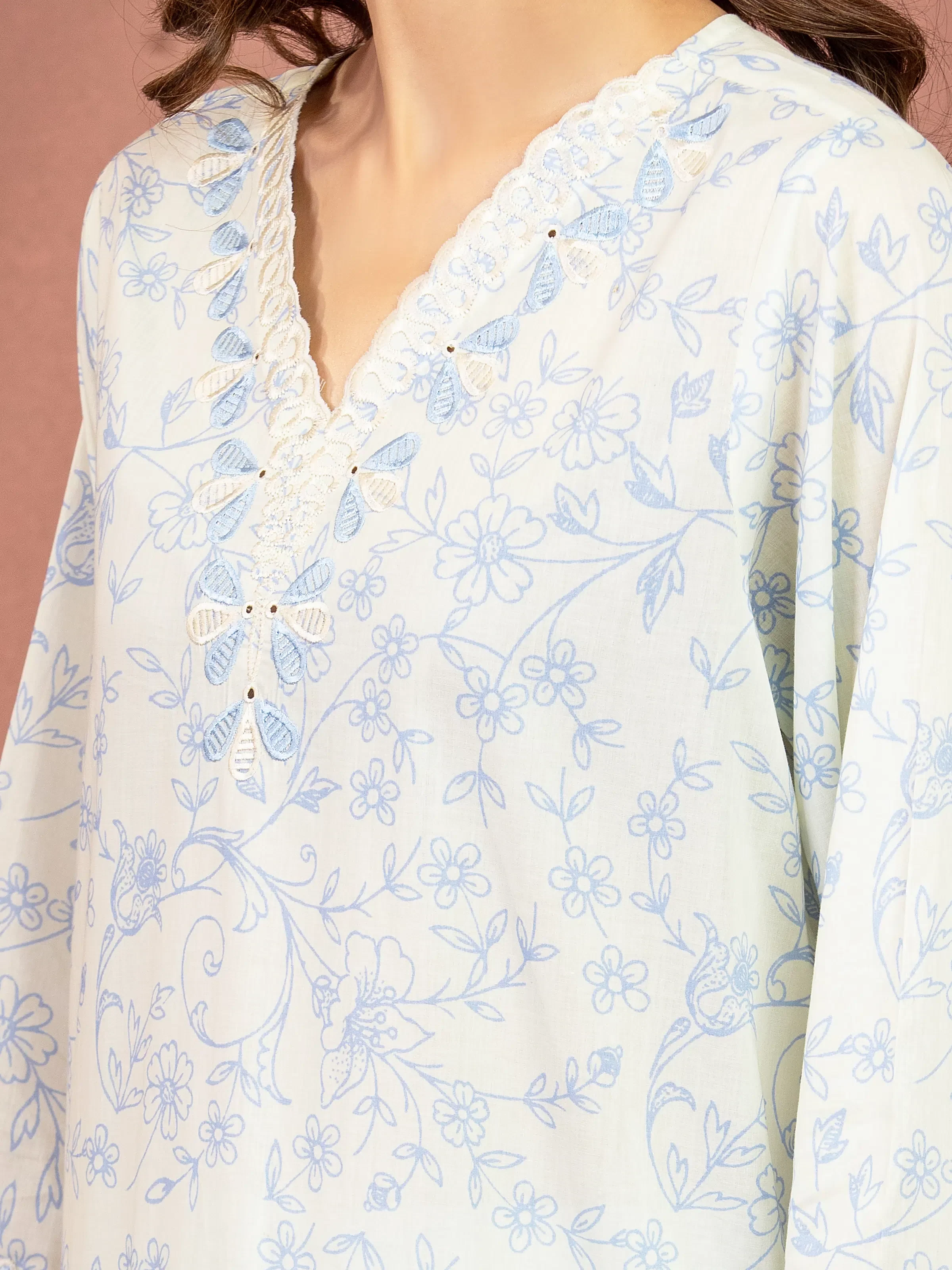 Unstitched Embroidered Lawn Suit - EWU5V1-31487-3P - Image 2