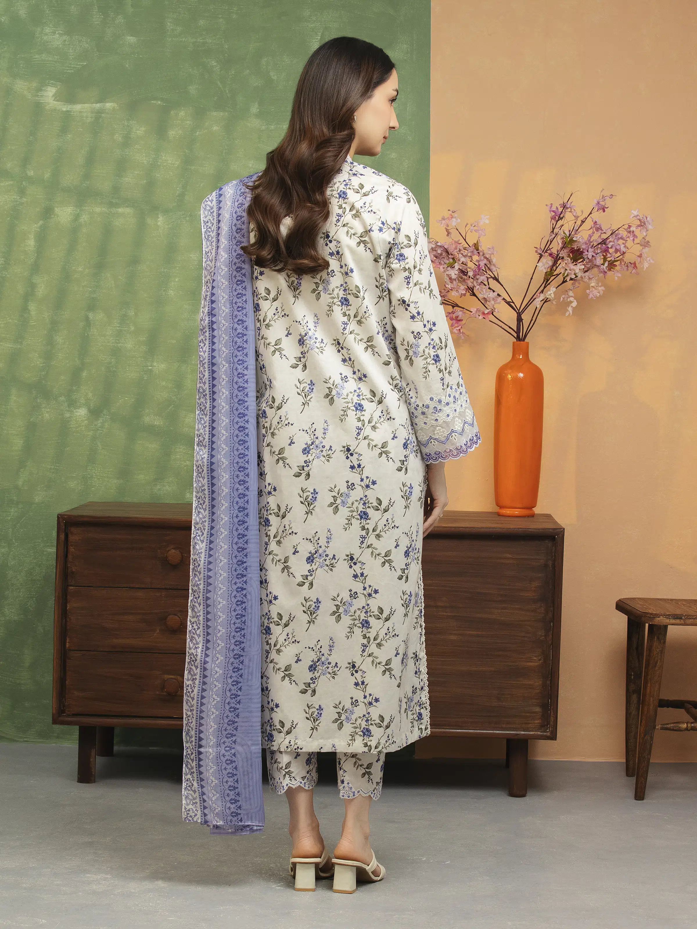 Unstitched Embroidered Lawn Shirt Trouser - EWU5V1-31451ST - Image 2