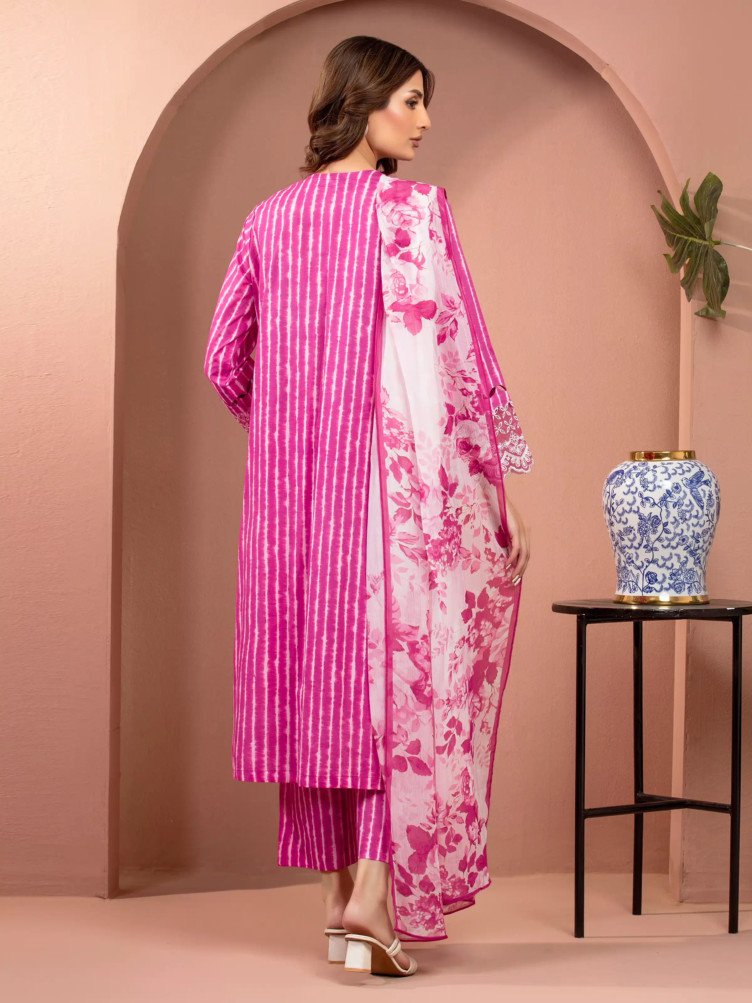 Unstitched Embroidered Lawn Suit - EWU5V1-31489-3P - Image 6