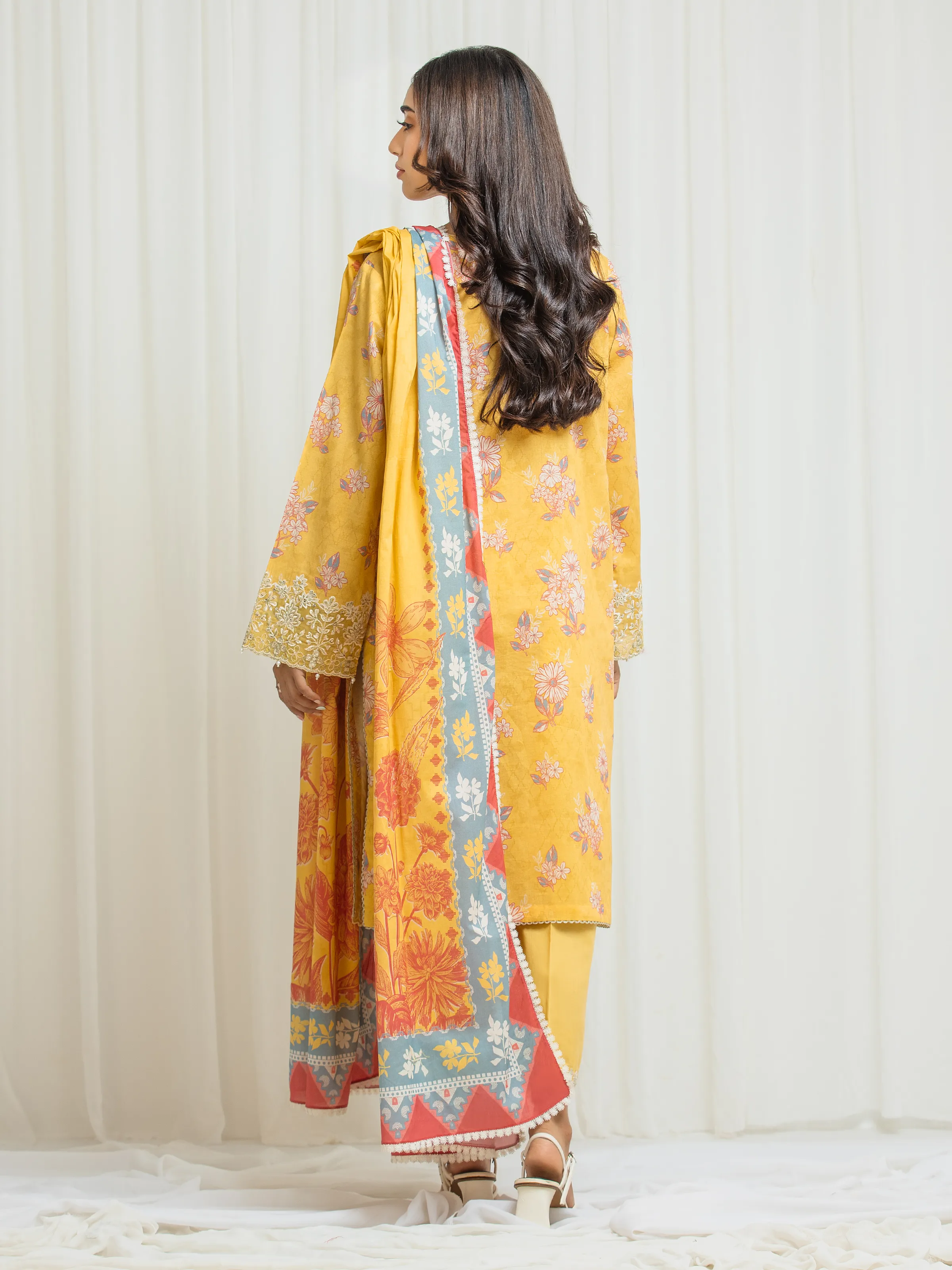 Unstitched Embroidered Lawn Suit - EWU6V1-33019-3P - Image 6