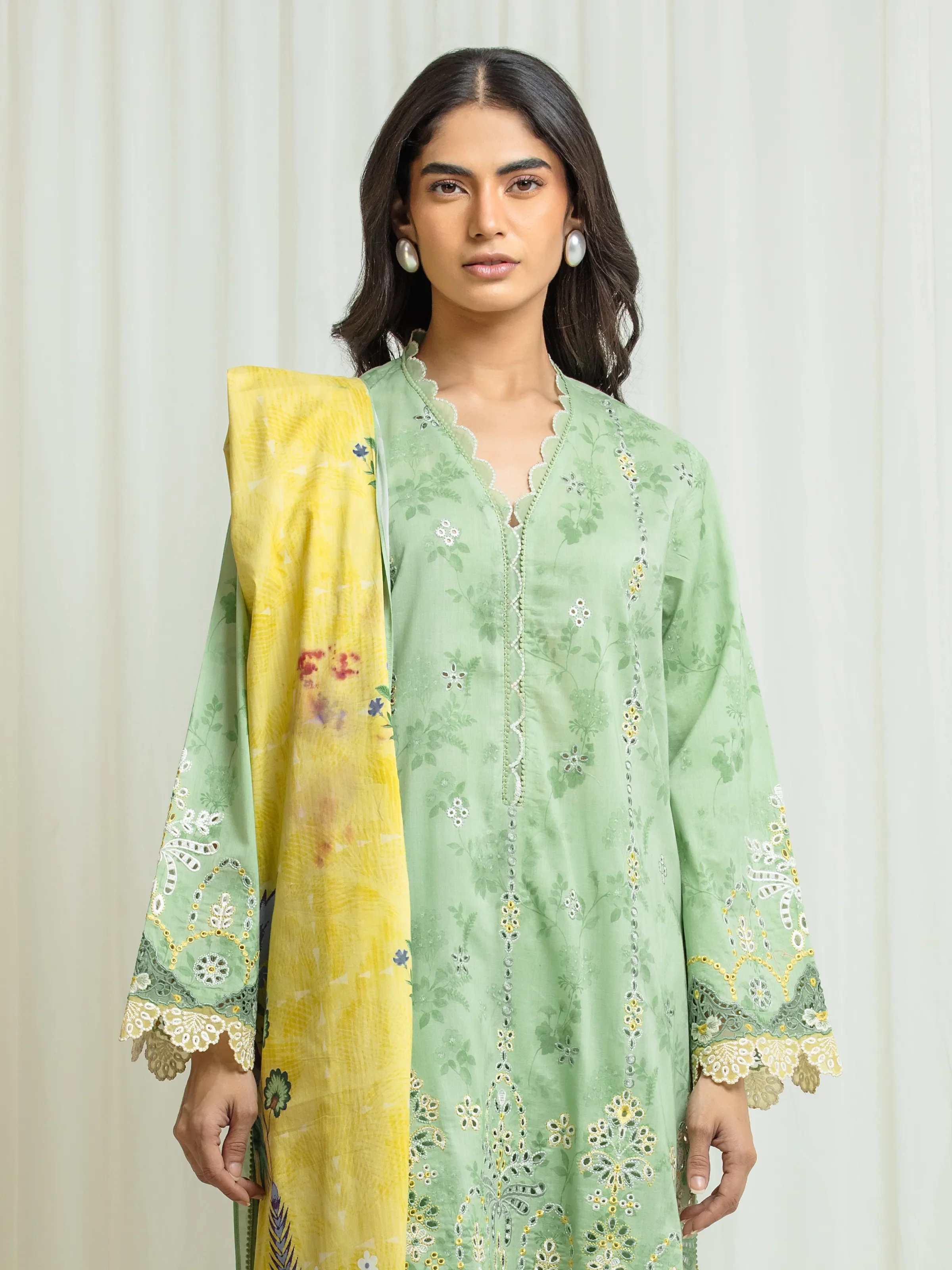 Unstitched Embroidered Lawn Suit - EWU6V1-33021-3P - Image 2