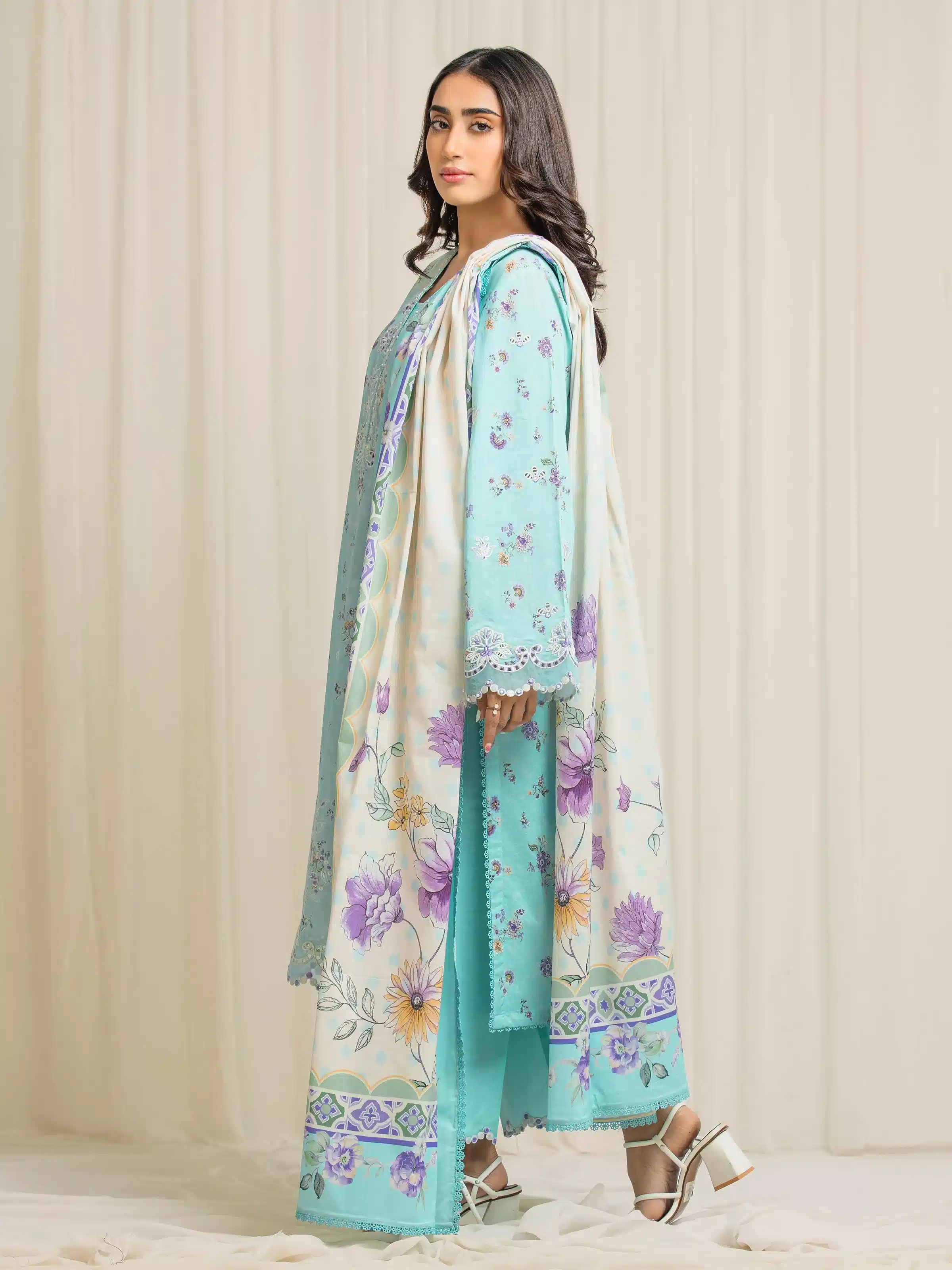 Unstitched Embroidered Lawn Suit - EWU6V1-33023-3P - Image 5