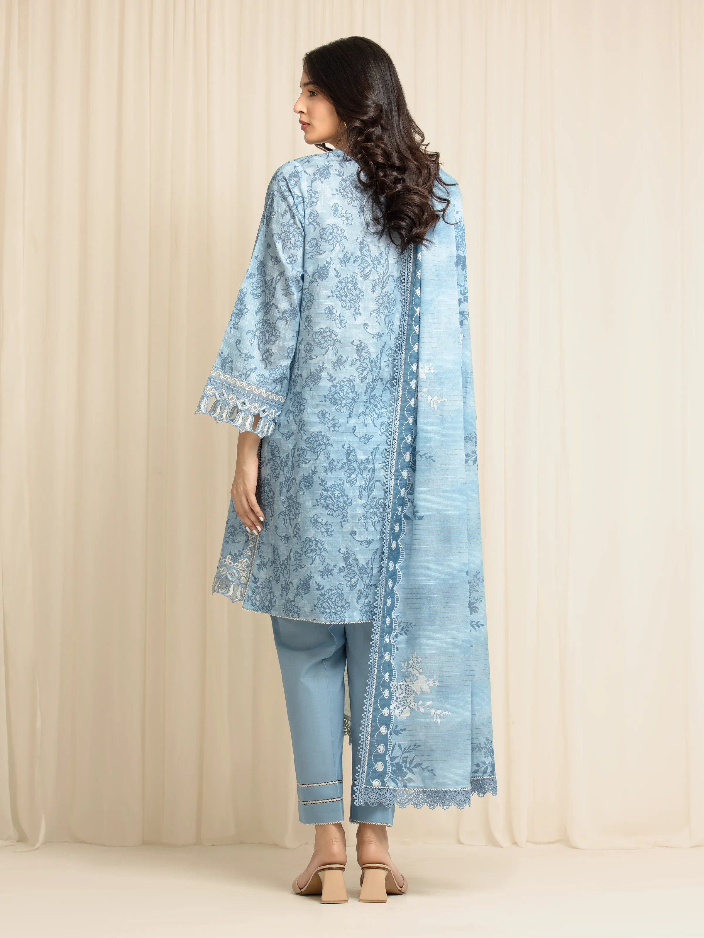 Unstitched Embroidered Zari Lawn Suit - EWU6V23-33416-3P - Image 6