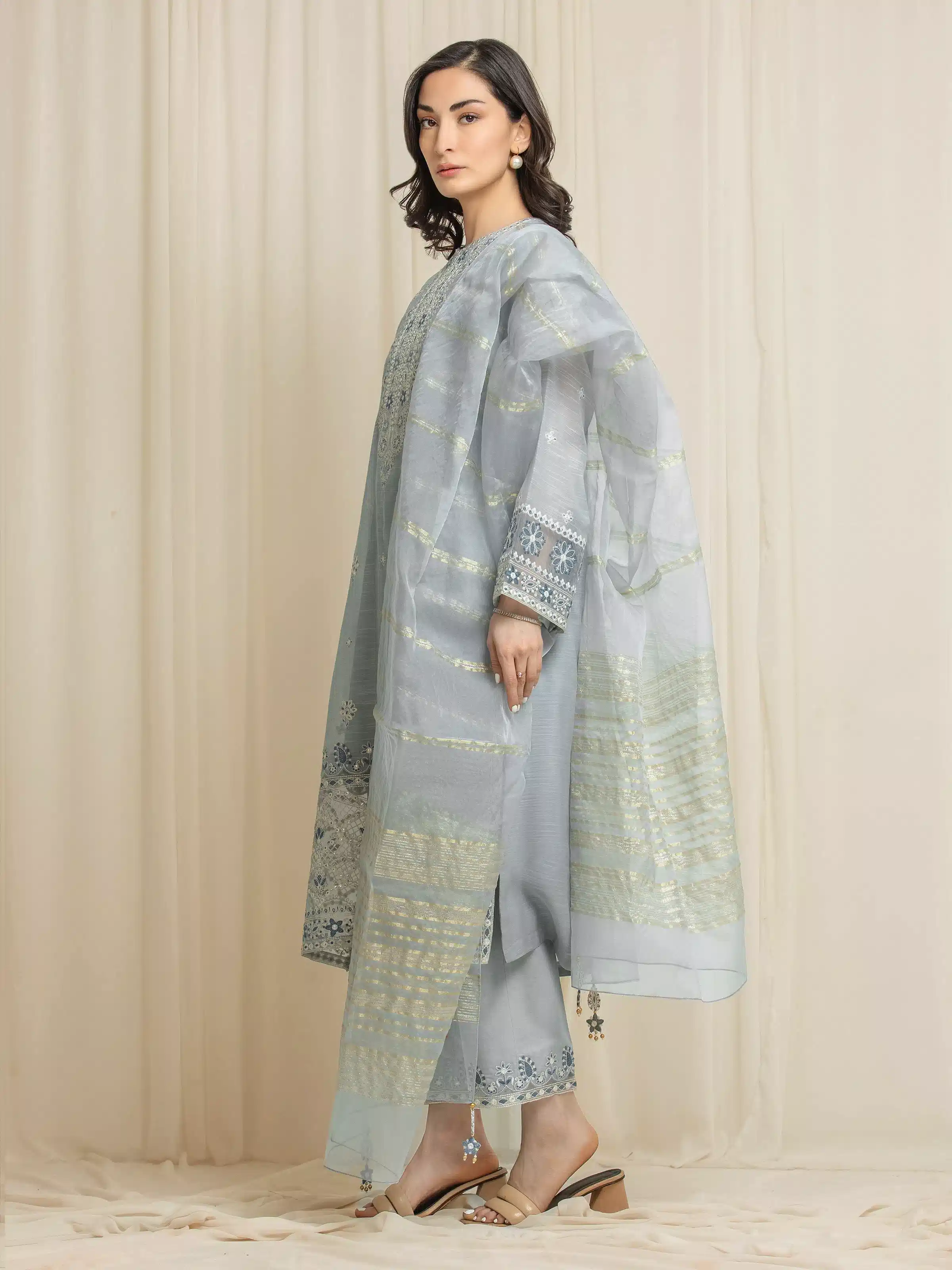 Unstitched Embroidered Munar Suit - EWU6V21-32061-3P - Image 5
