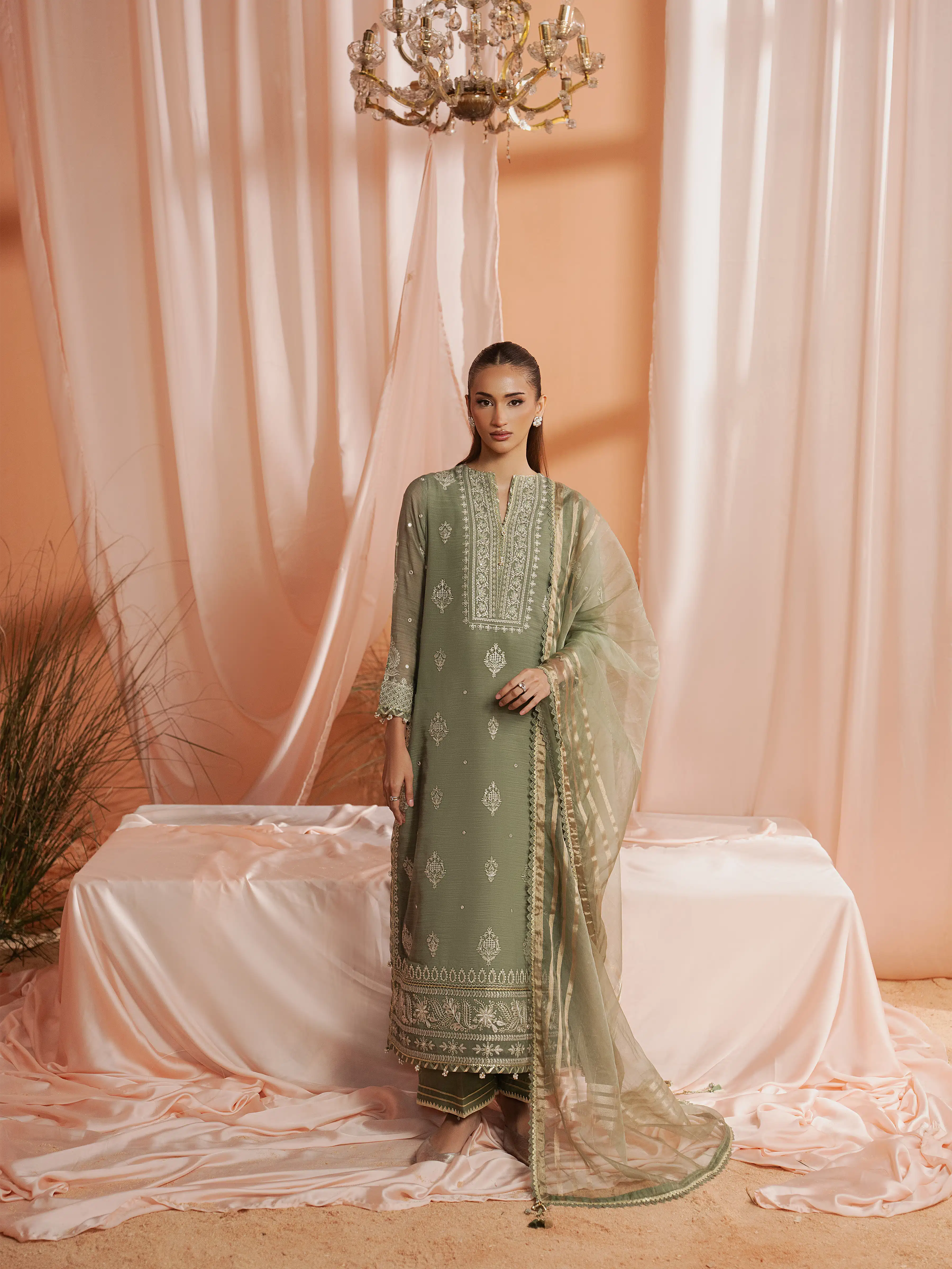 Unstitched Embroidered Munar Suit - EWU6V21-32063-3P - Image 2
