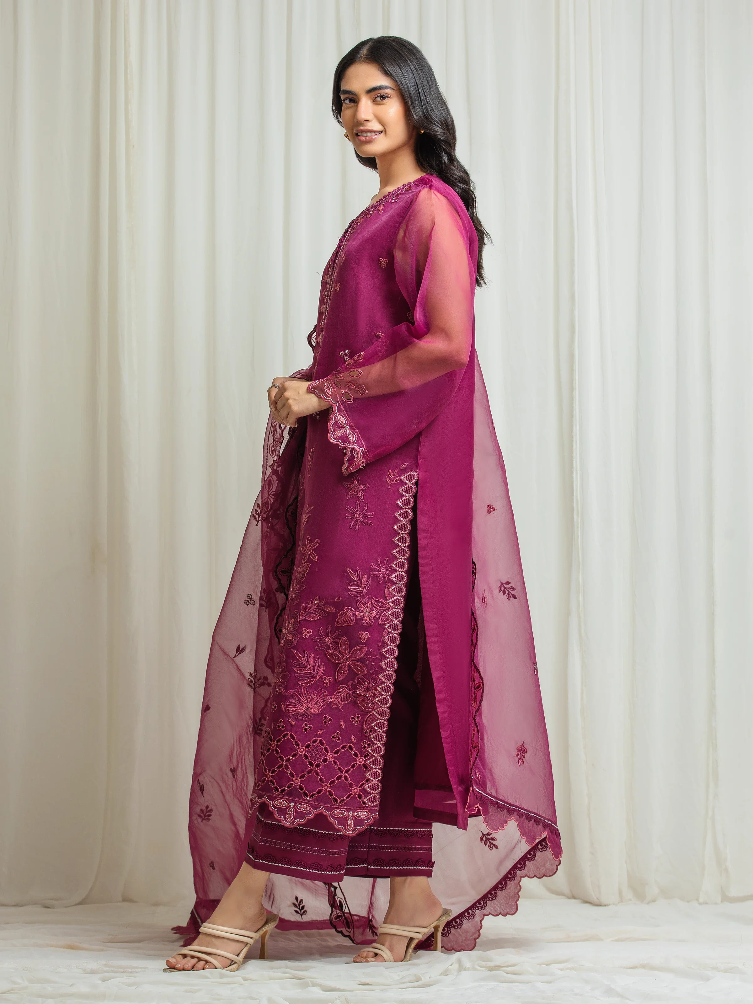 Unstitched Embroidered Organza Suit - EWU5V4-31262-3P - Image 5