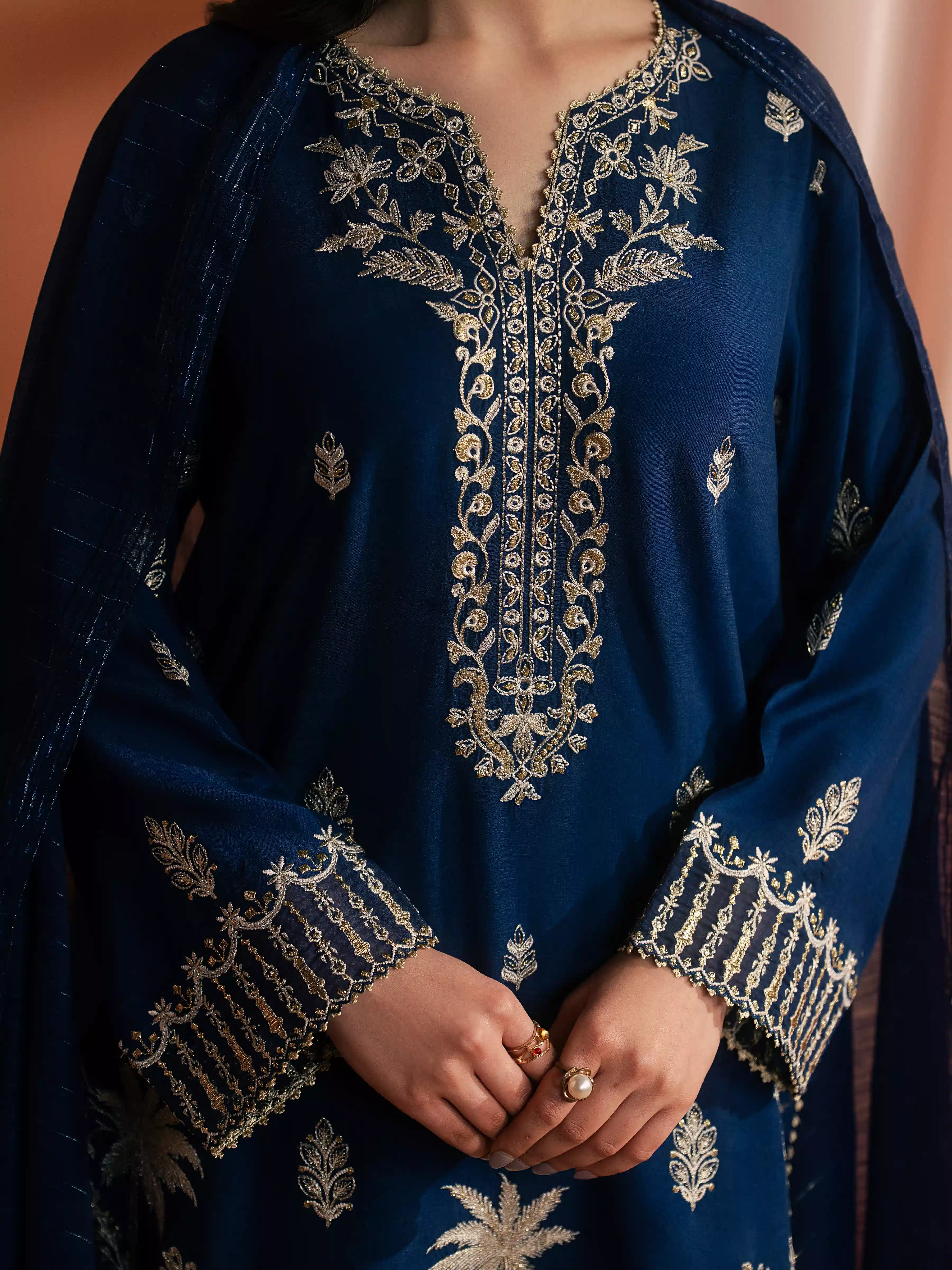 Unstitched Embroidered Silk Suit - EWU6V16-32096-3P - Image 4