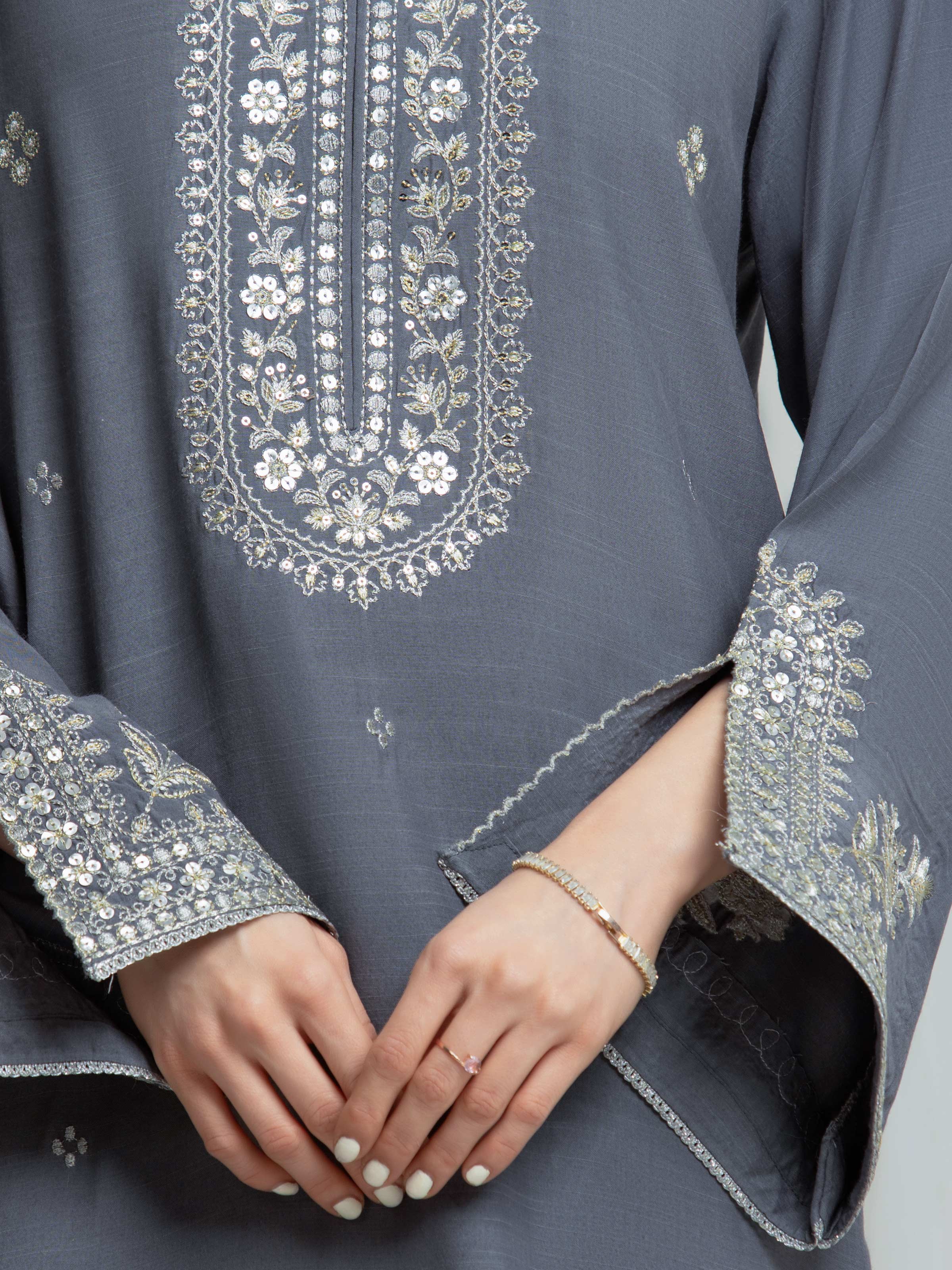 Unstitched Embroidered Silk Suit - EWU6V16-32097-3P - Image 3