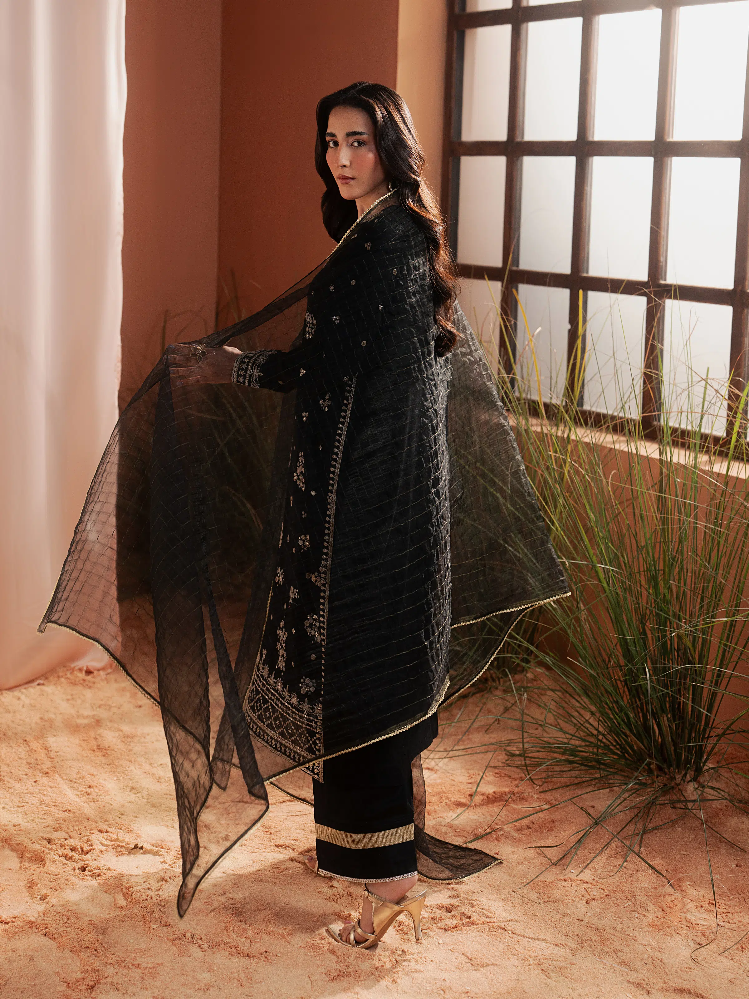 Unstitched Embroidered Silk Suit - EWU6V16-32099-3P - Image 6