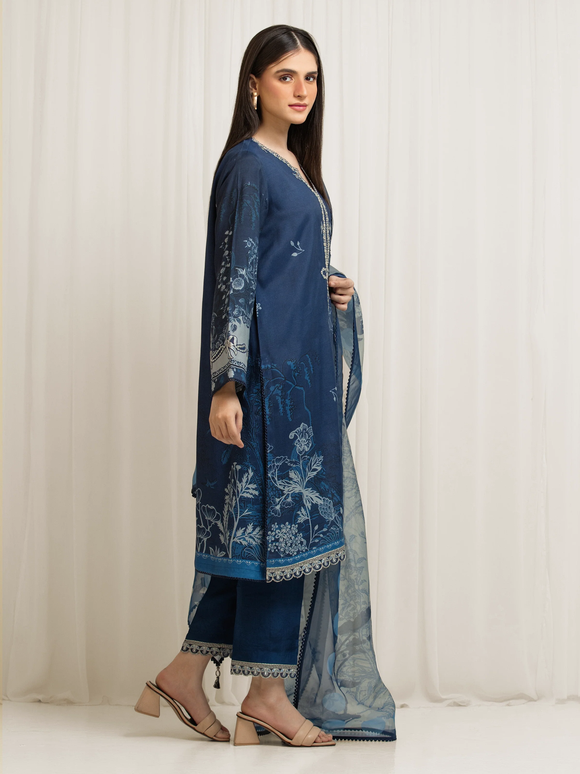 Unstitched Embroidered Raw Silk Suit - EWU6V16-33532-3P - Image 5