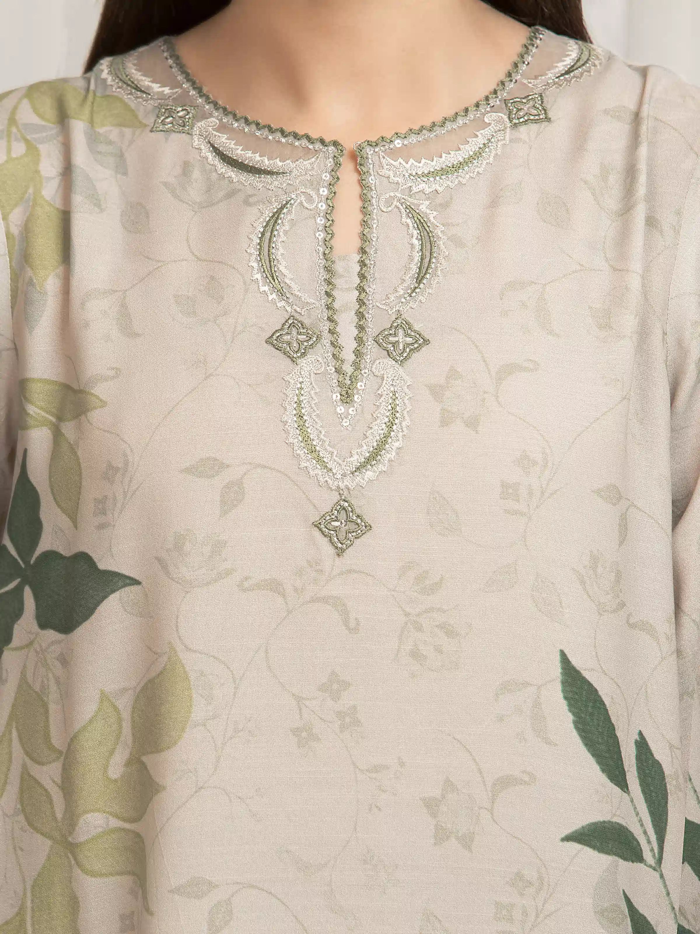 Unstitched Embroidered Raw Silk Suit - EWU6V16-33534-3P - Image 4