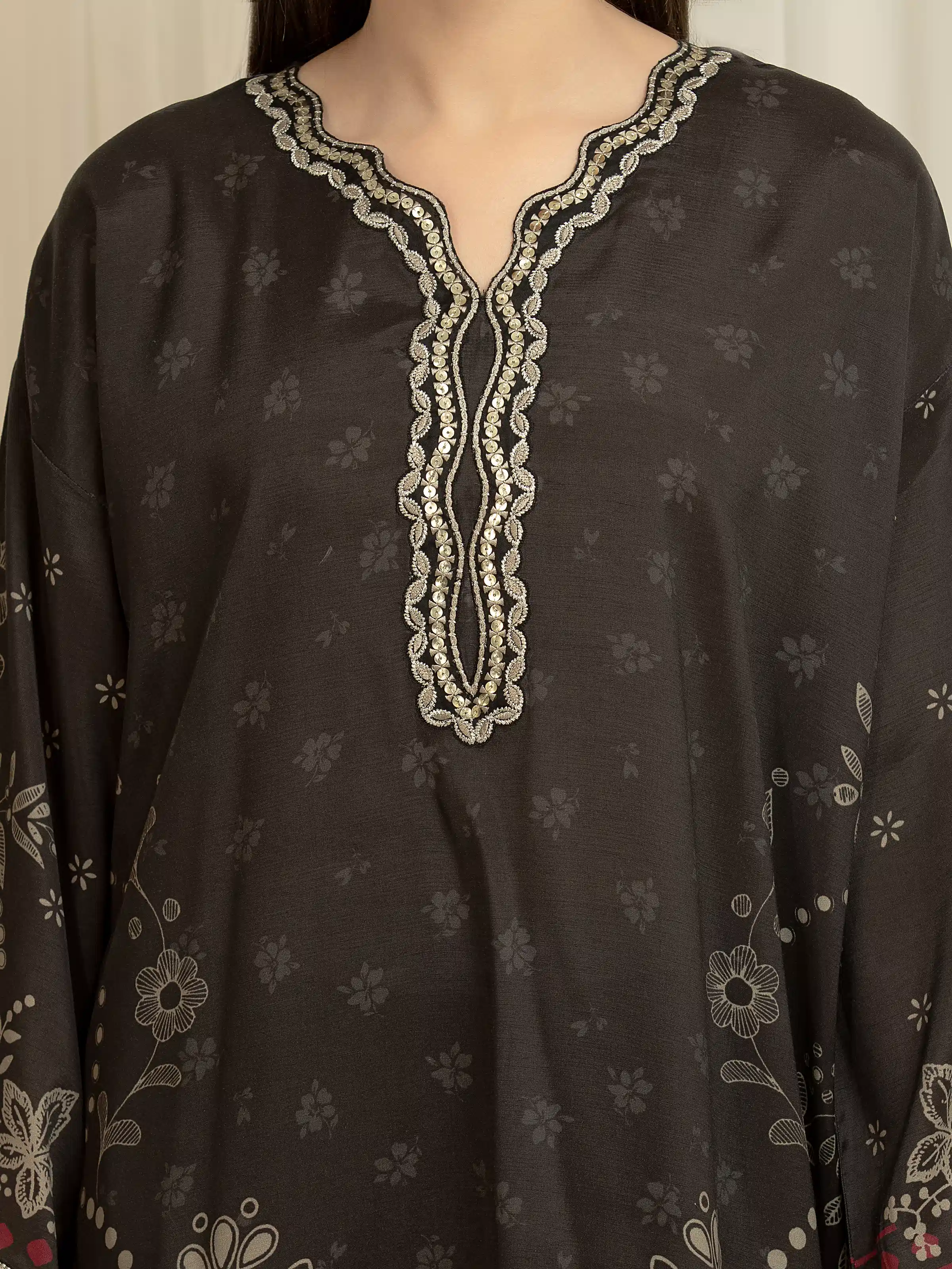 Unstitched Embroidered Silk Suit - EWU6V16-33535-3P - Image 3