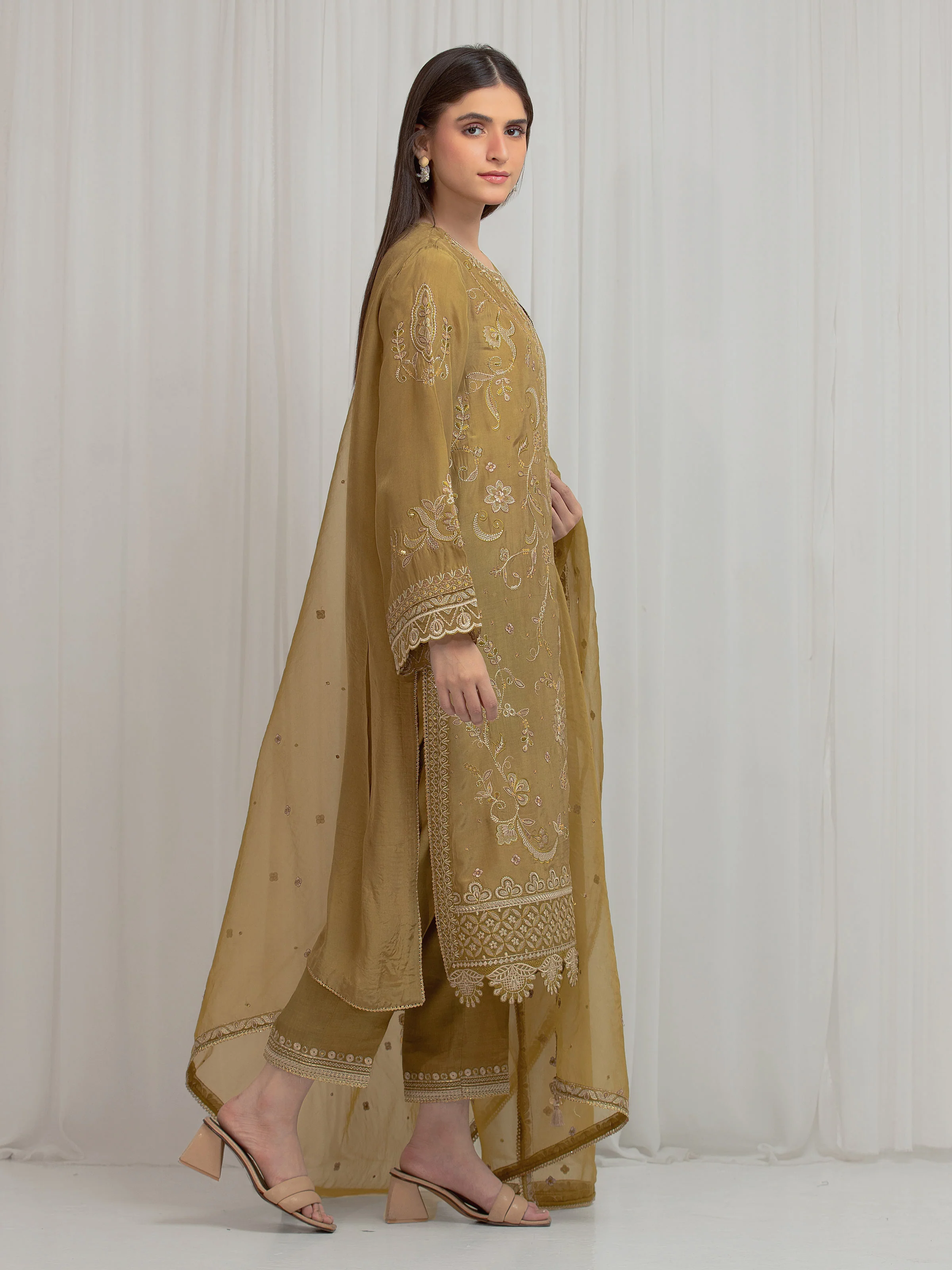 Unstitched Embroidered Silk Suit - EWU6V24-32101-3P - Image 5