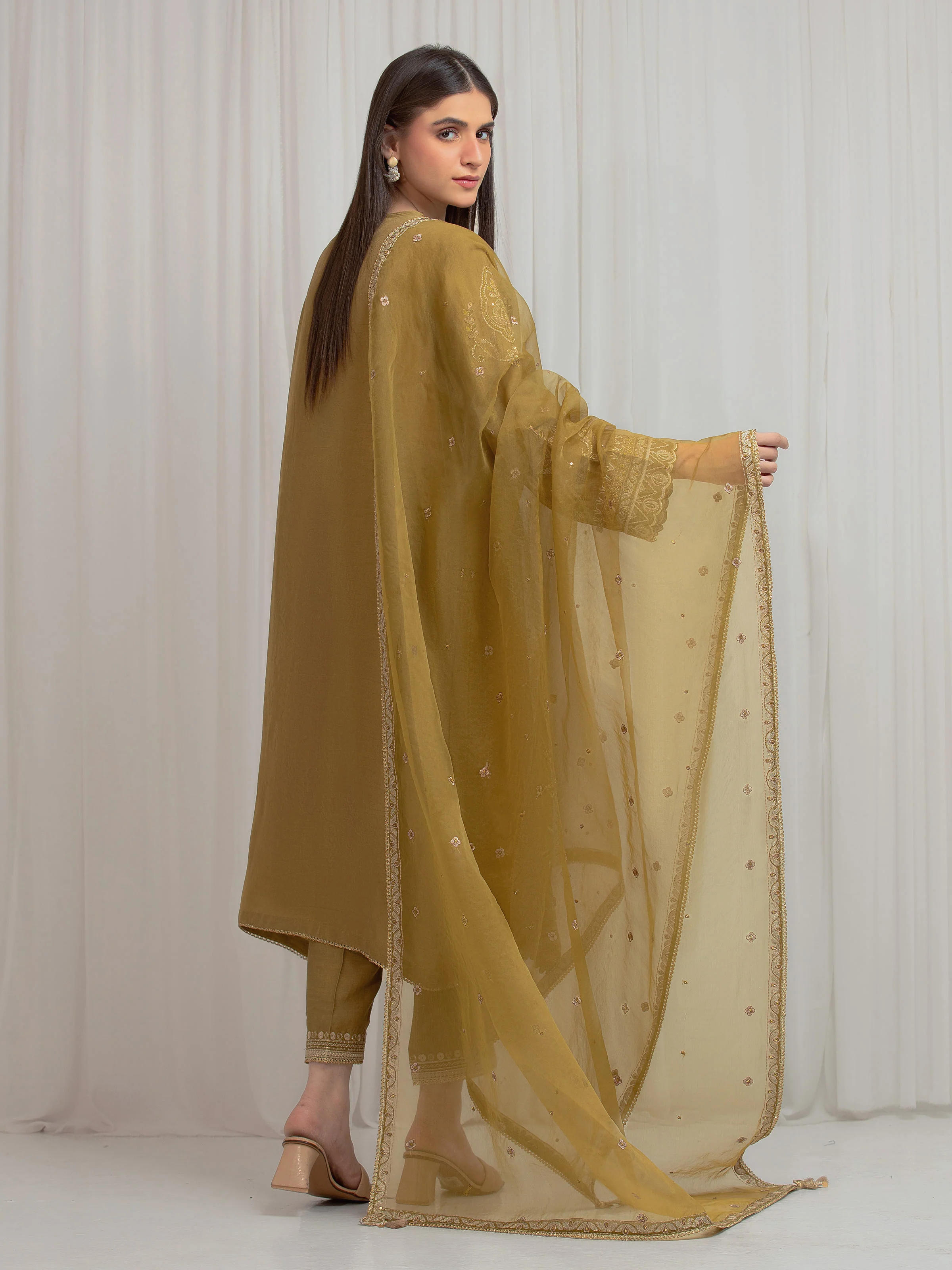 Unstitched Embroidered Silk Suit - EWU6V24-32101-3P - Image 6