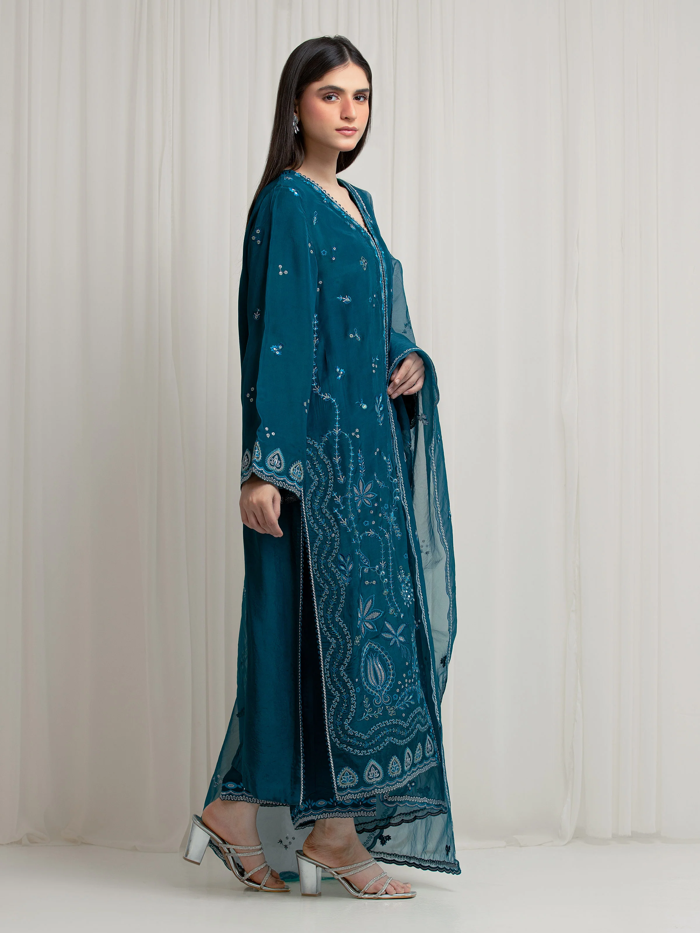 Unstitched Embroidered Silk Suit - EWU6V24-32104-3P - Image 5