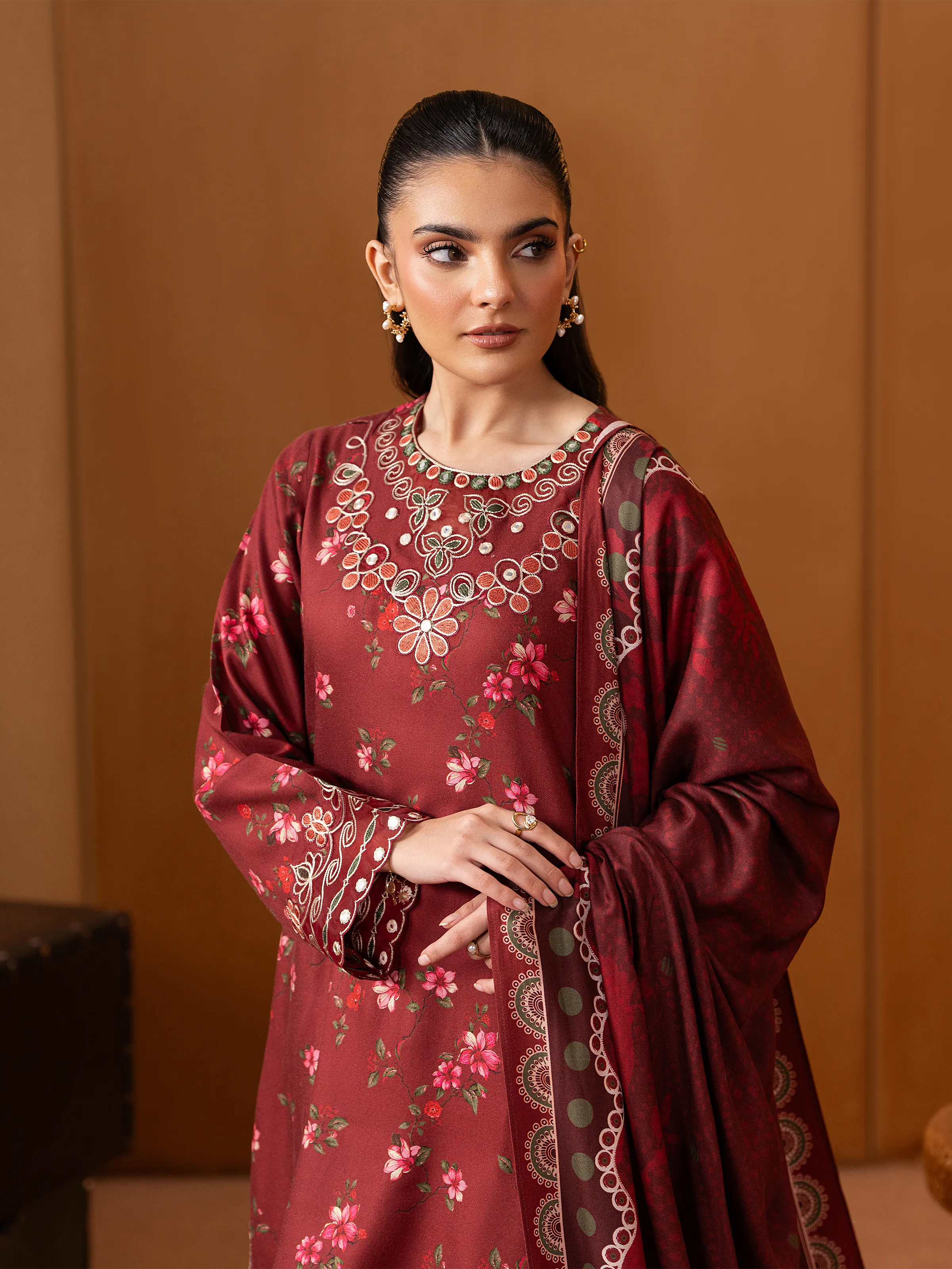 Unstitched Embroidered Viscose Twill Suit - EWU5V20-32080-3P - Image 2