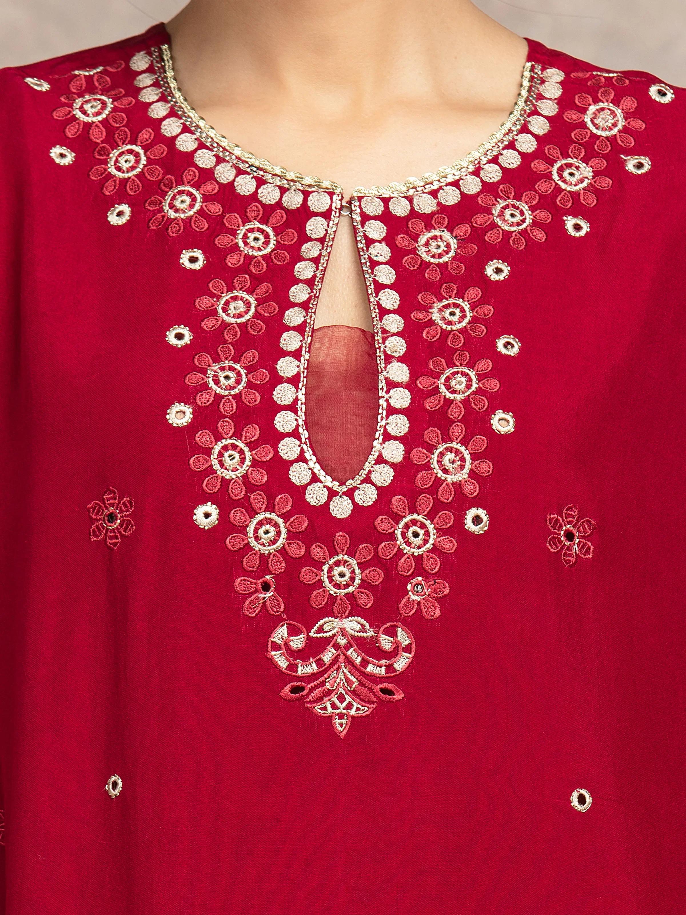 Unstitched Embroidered Viscose Suit - EWU5V19-32048-3P - Image 4