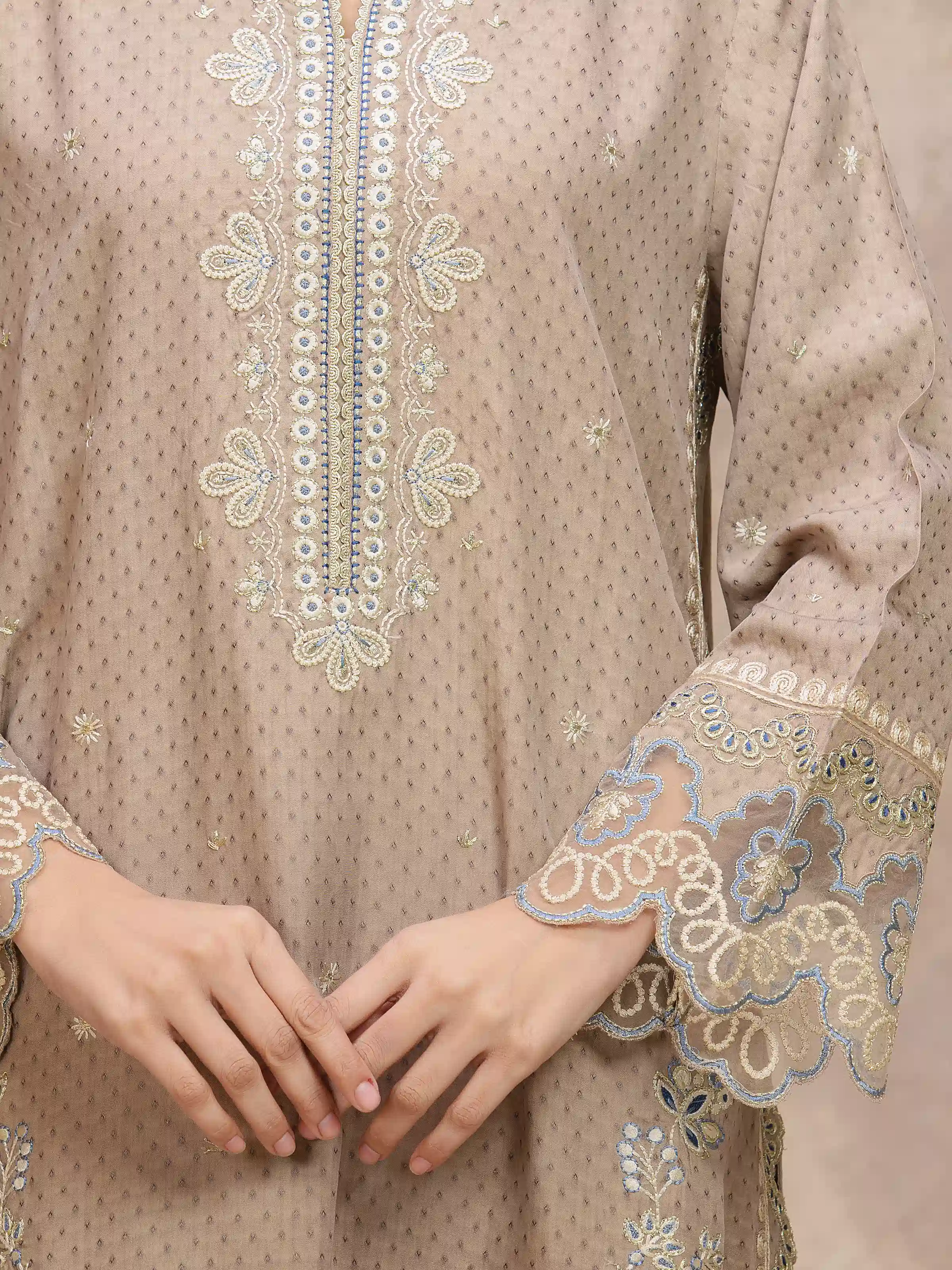 Unstitched Embroidered Viscose Suit - EWU5V19-32029-3P - Image 3