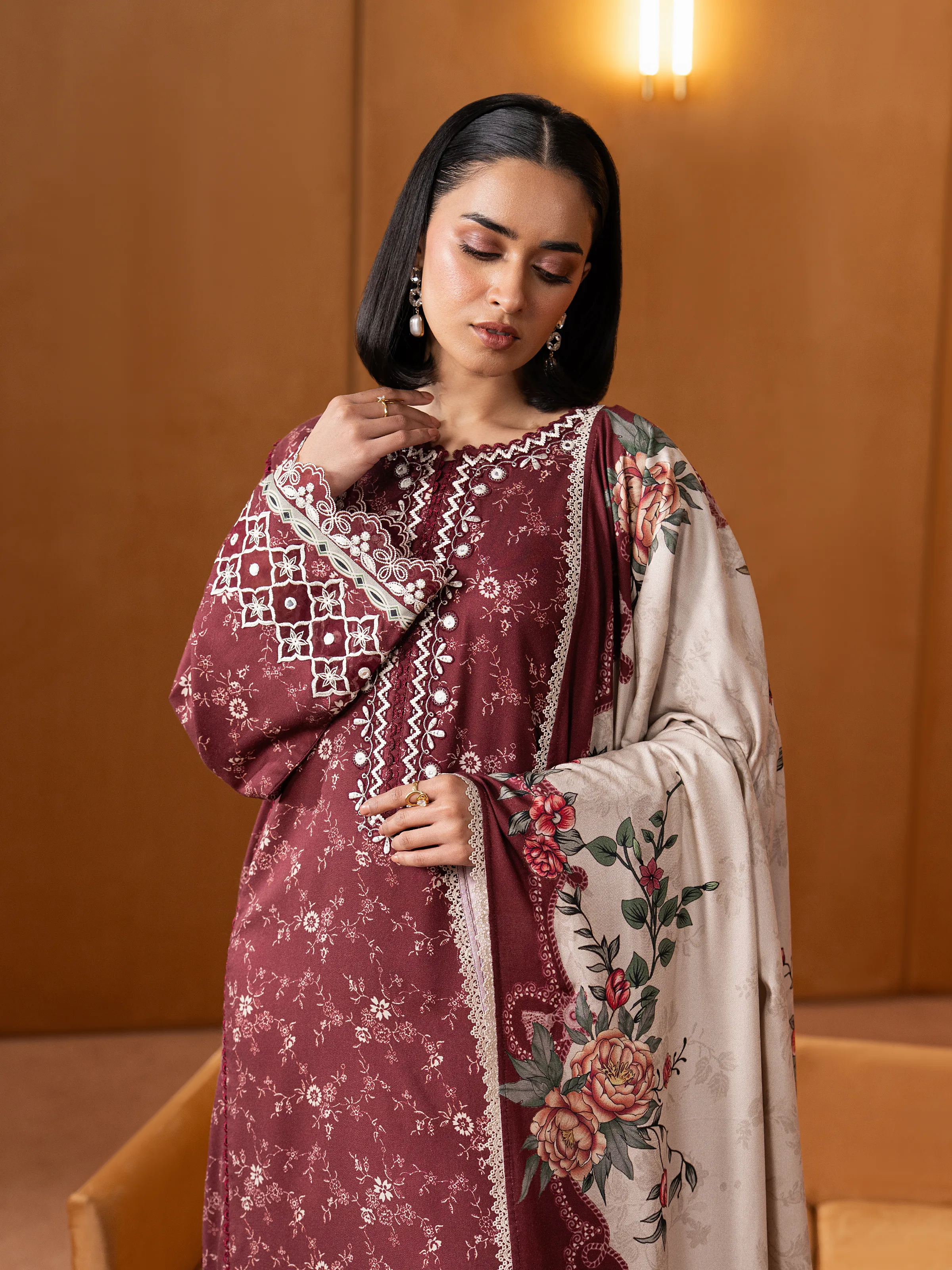 Unstitched Embroidered Viscose Suit - EWU5V20-32086-3P - Image 2