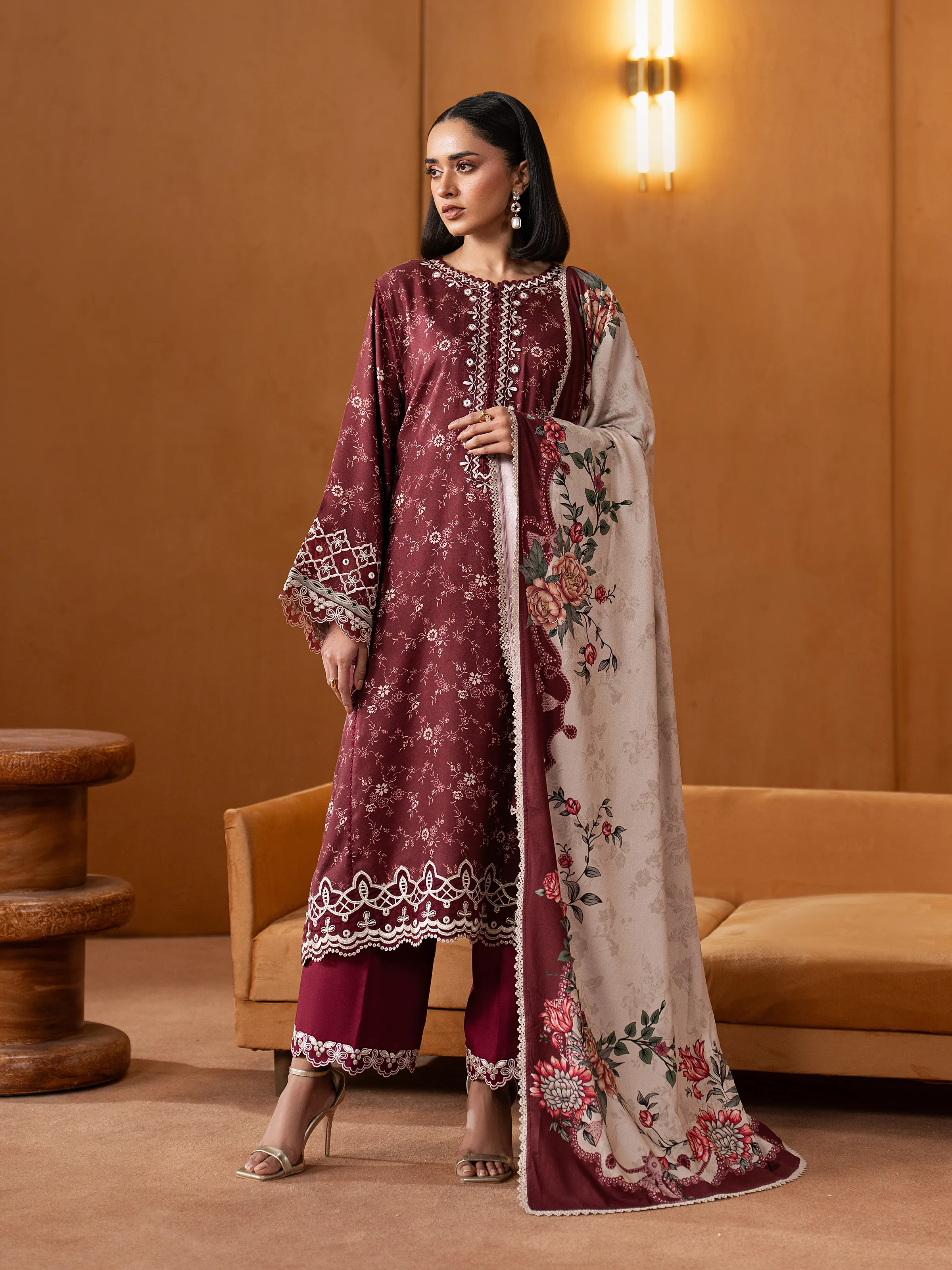 Unstitched Embroidered Viscose Suit - EWU5V20-32086-3P - Image 3
