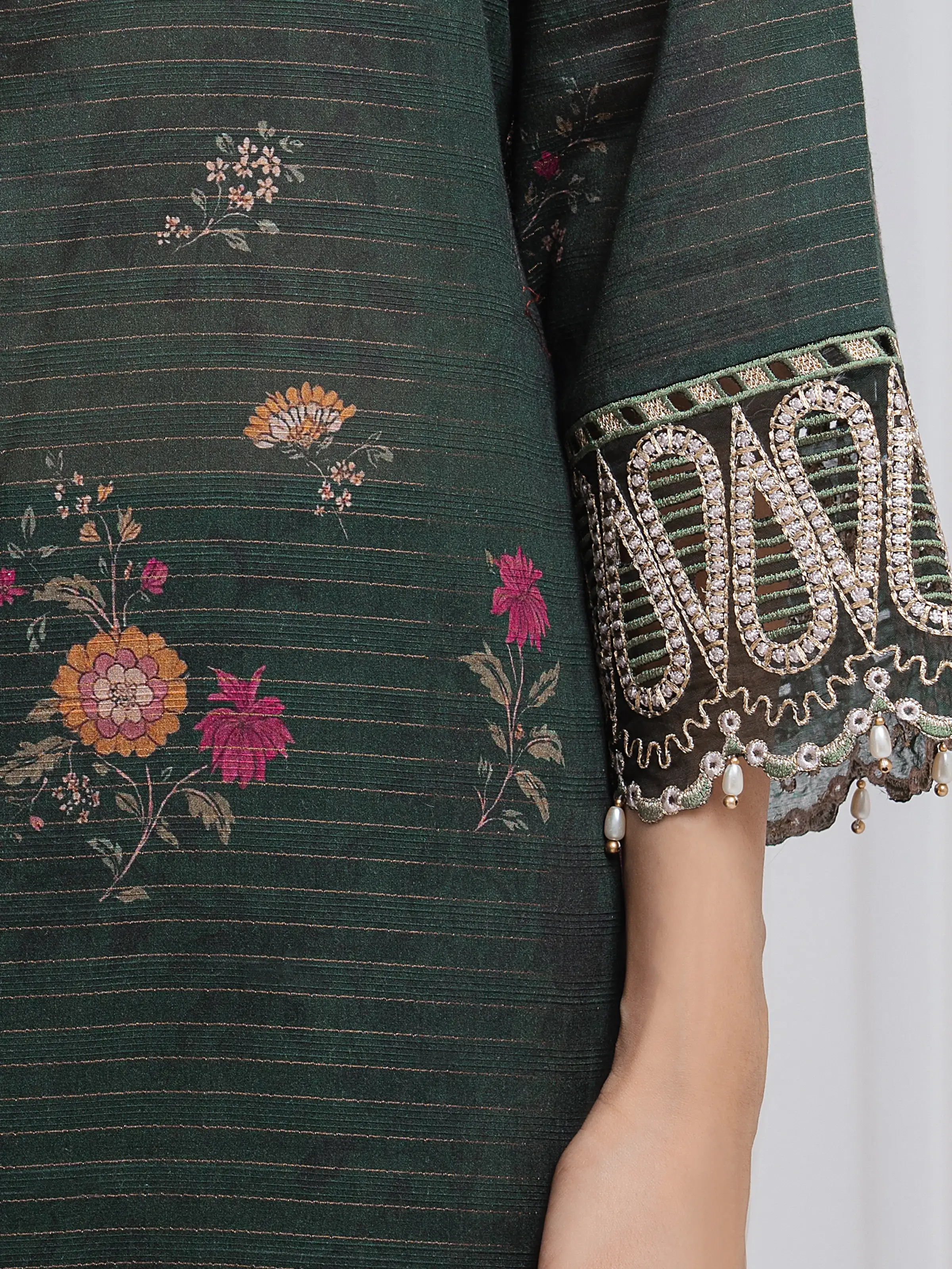 Unstitched Embroidered Zari Lawn Suit - EWU6V23-33403-3P - Image 3