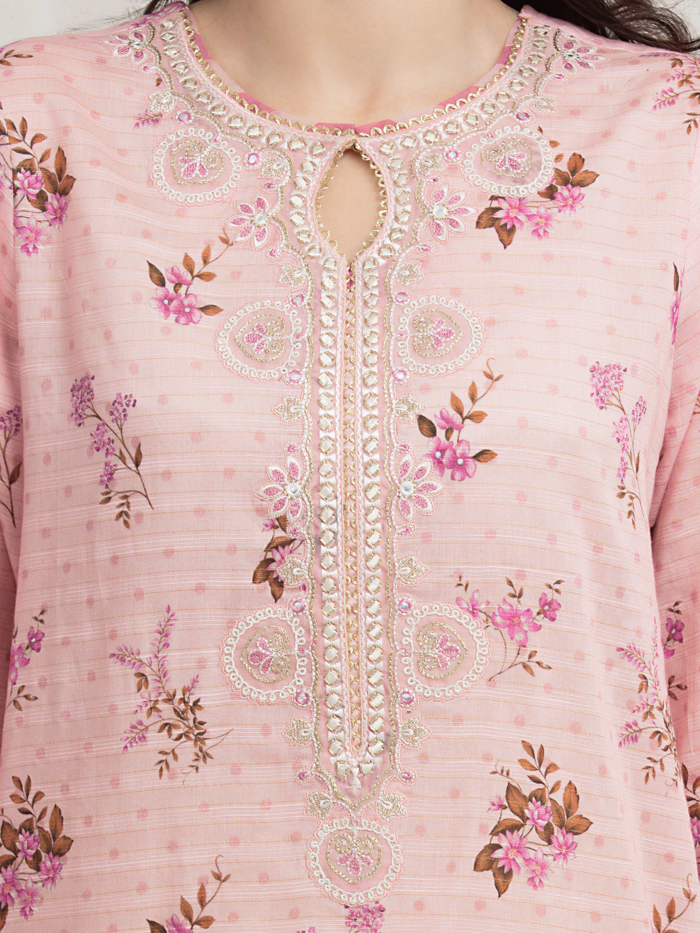 Unstitched Embroidered Zari Lawn Suit - EWU6V23-33414-3P - Image 4