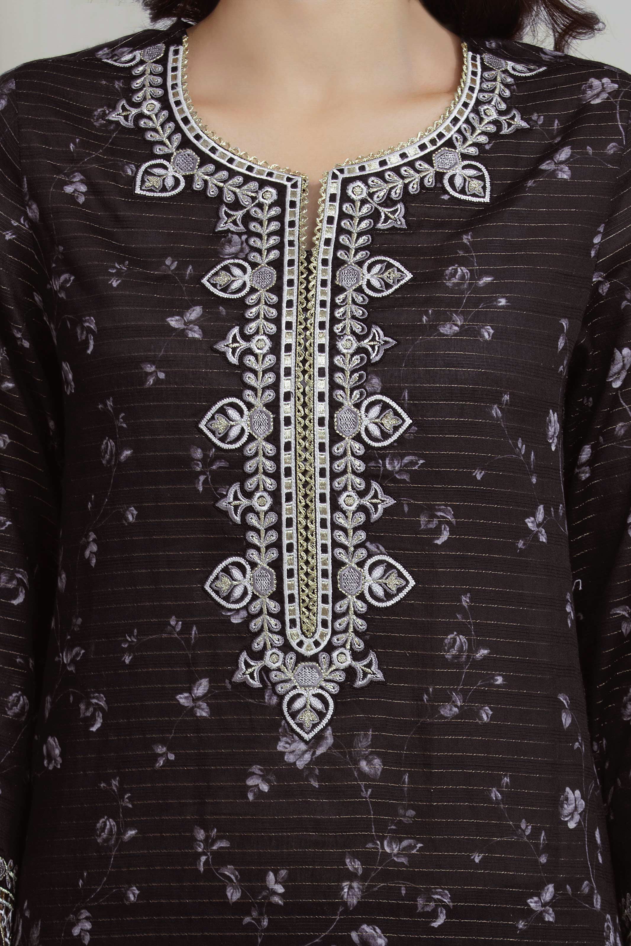 Unstitched Embroidered Zari Lawn Suit - EWU6V23-33415-3P - Image 3