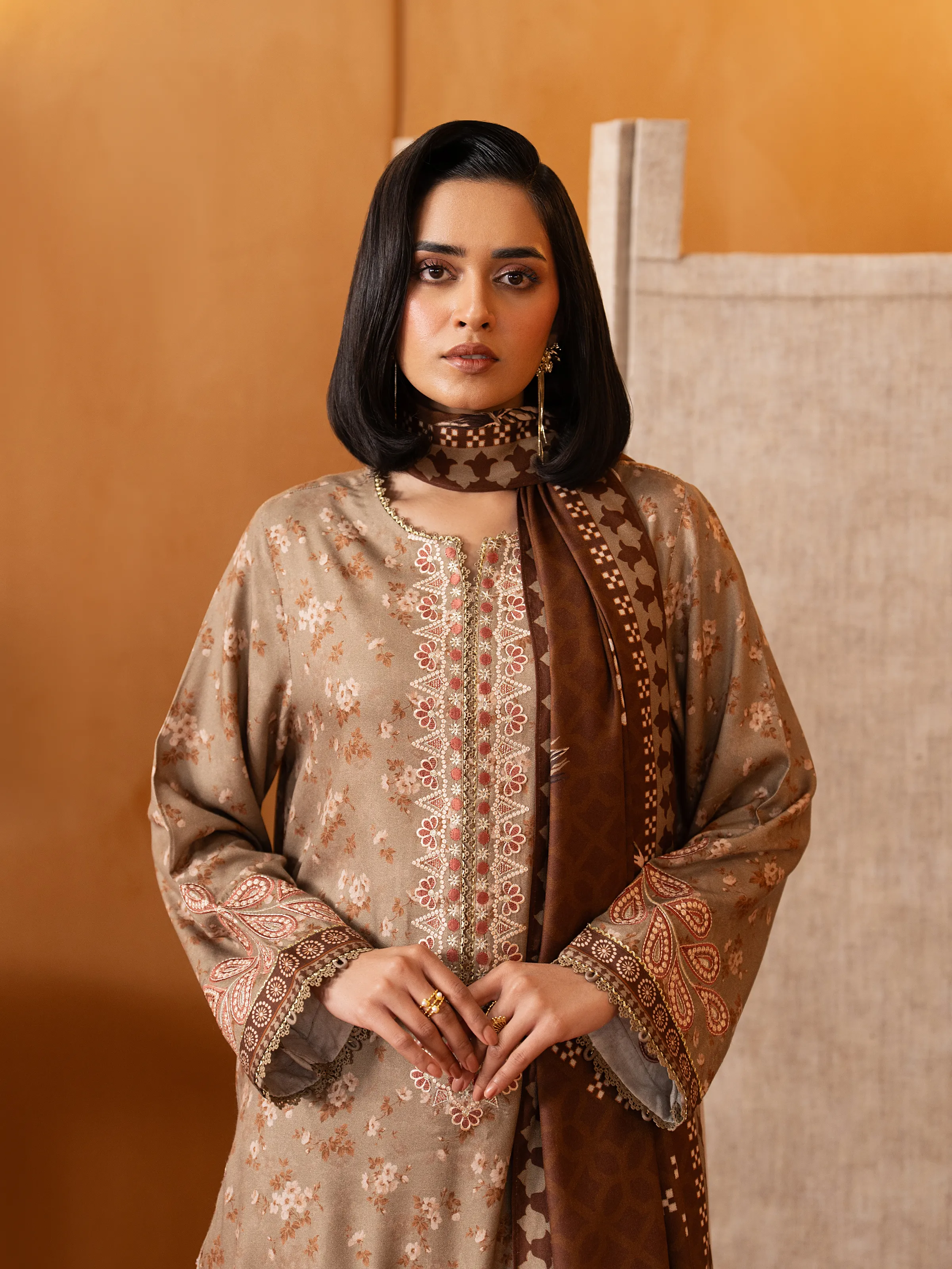 Unstitched Embroidered Viscose Twill Suit - EWU5V20-32089-3P - Image 2
