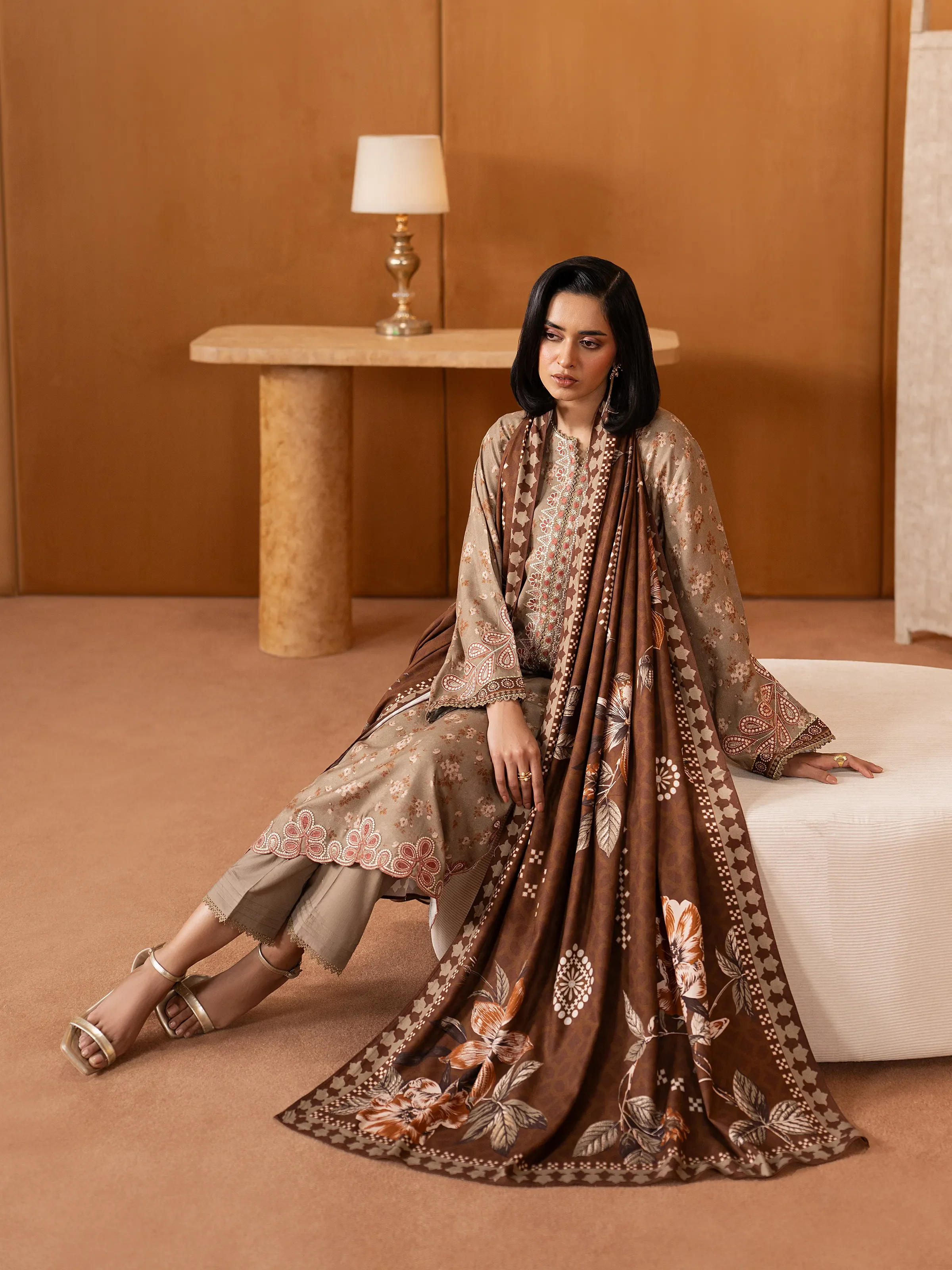 Unstitched Embroidered Viscose Twill Suit - EWU5V20-32089-3P - Image 5