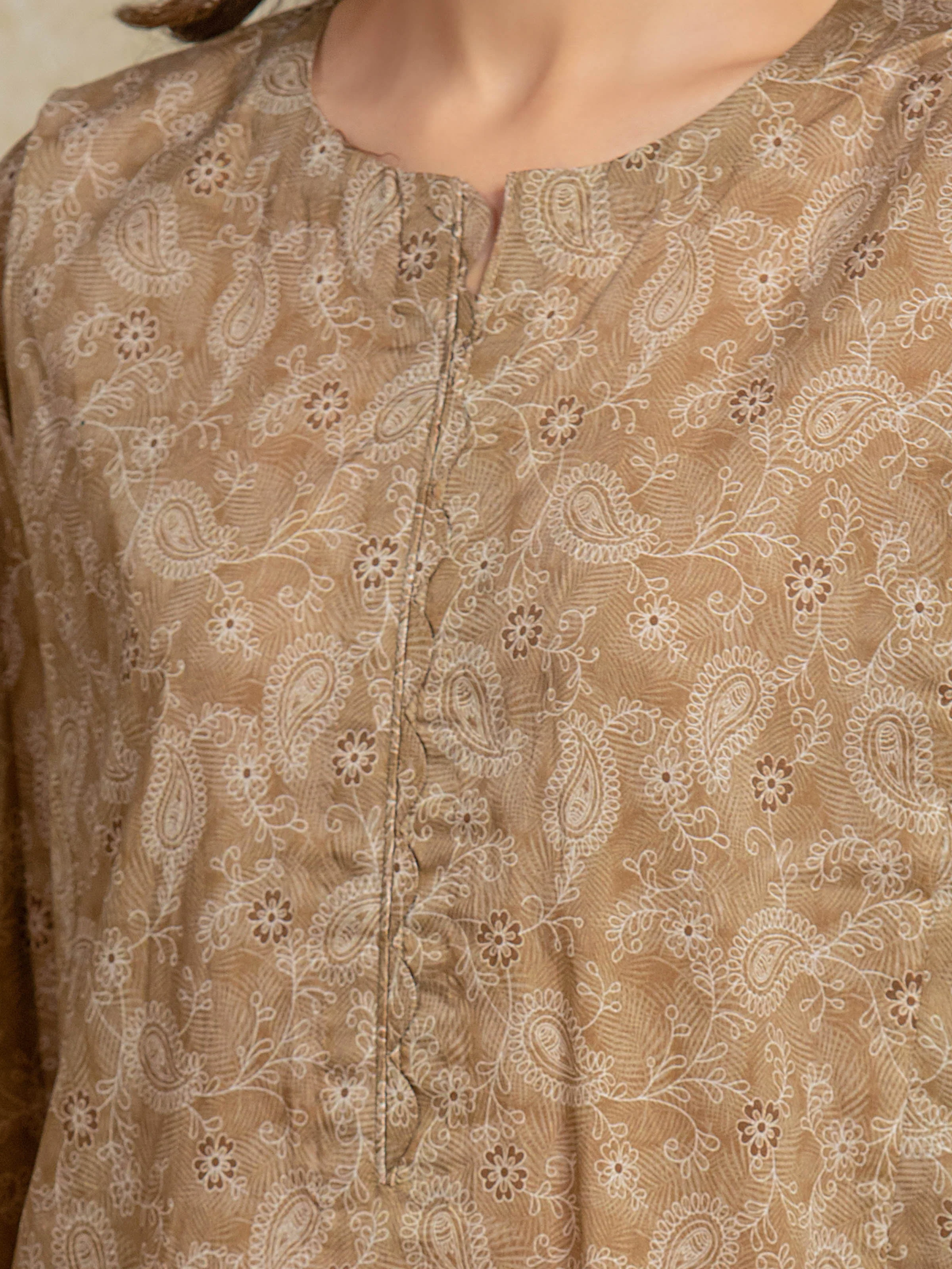 Unstitched Printed Khaddar Suit - EWU5A3-35944-3P - Image 3