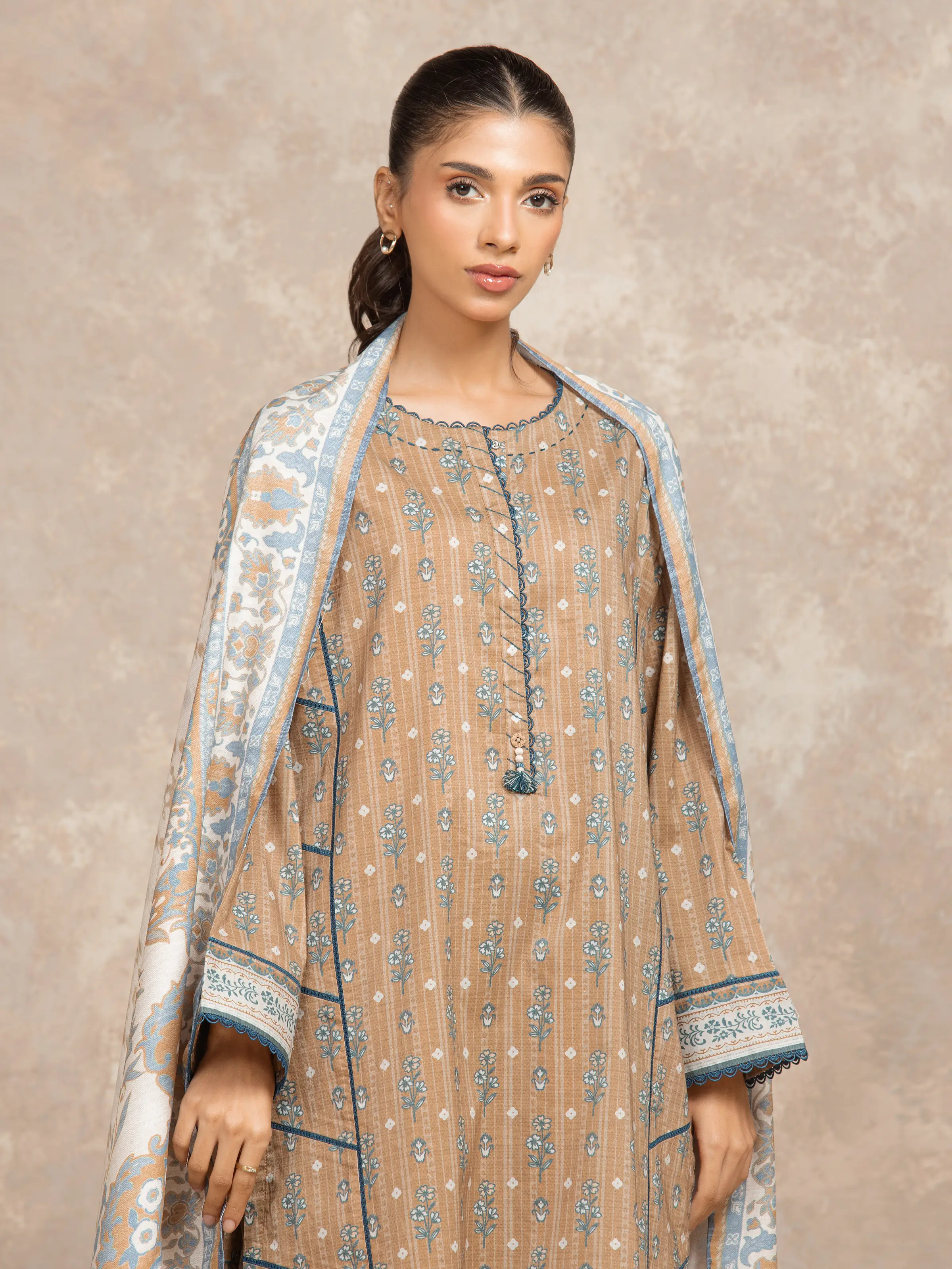 Unstitched Printed Khaddar Suit - EWU5M3-012-3P - Image 2