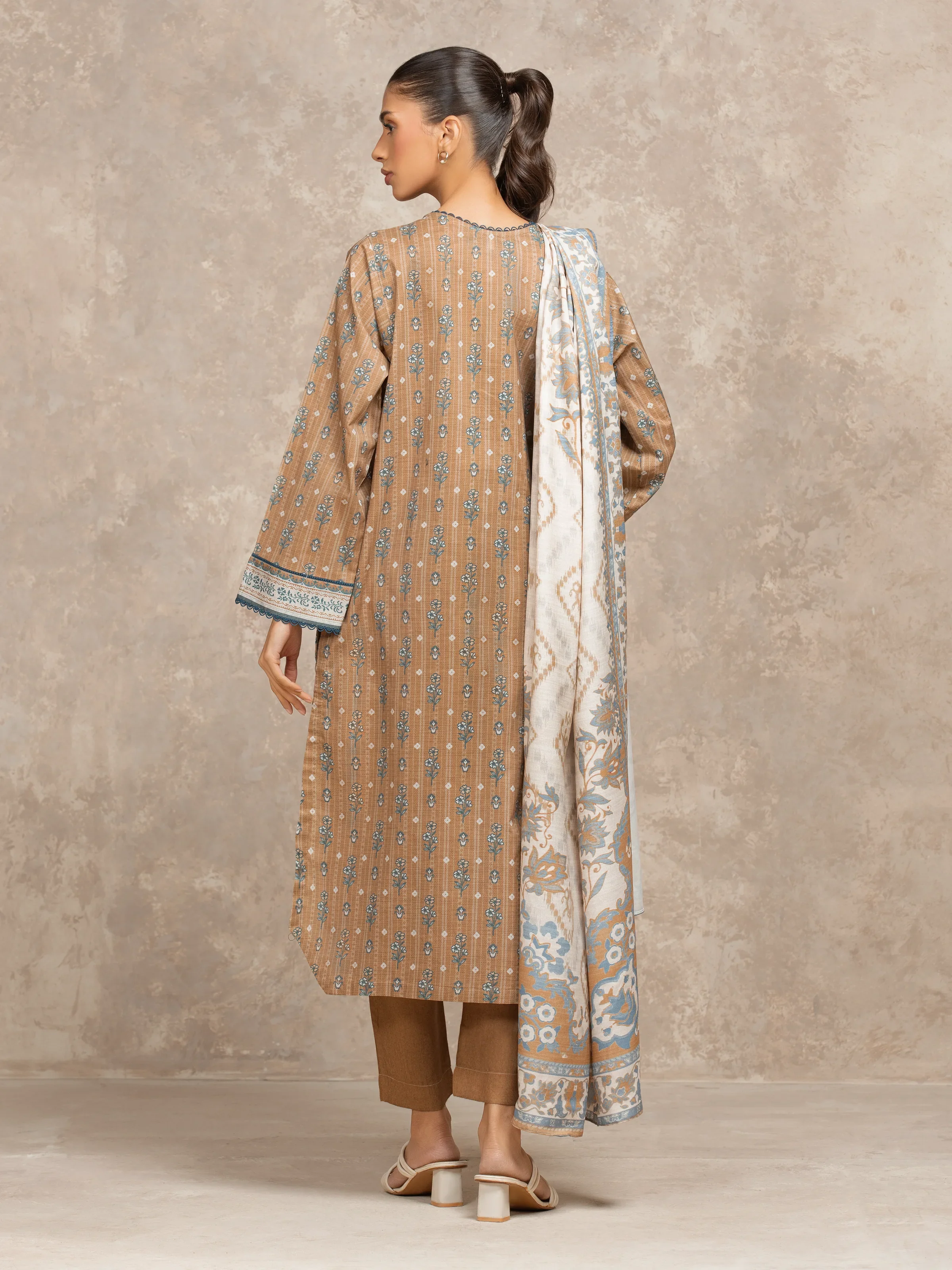 Unstitched Printed Khaddar Suit - EWU5M3-012-3P - Image 5