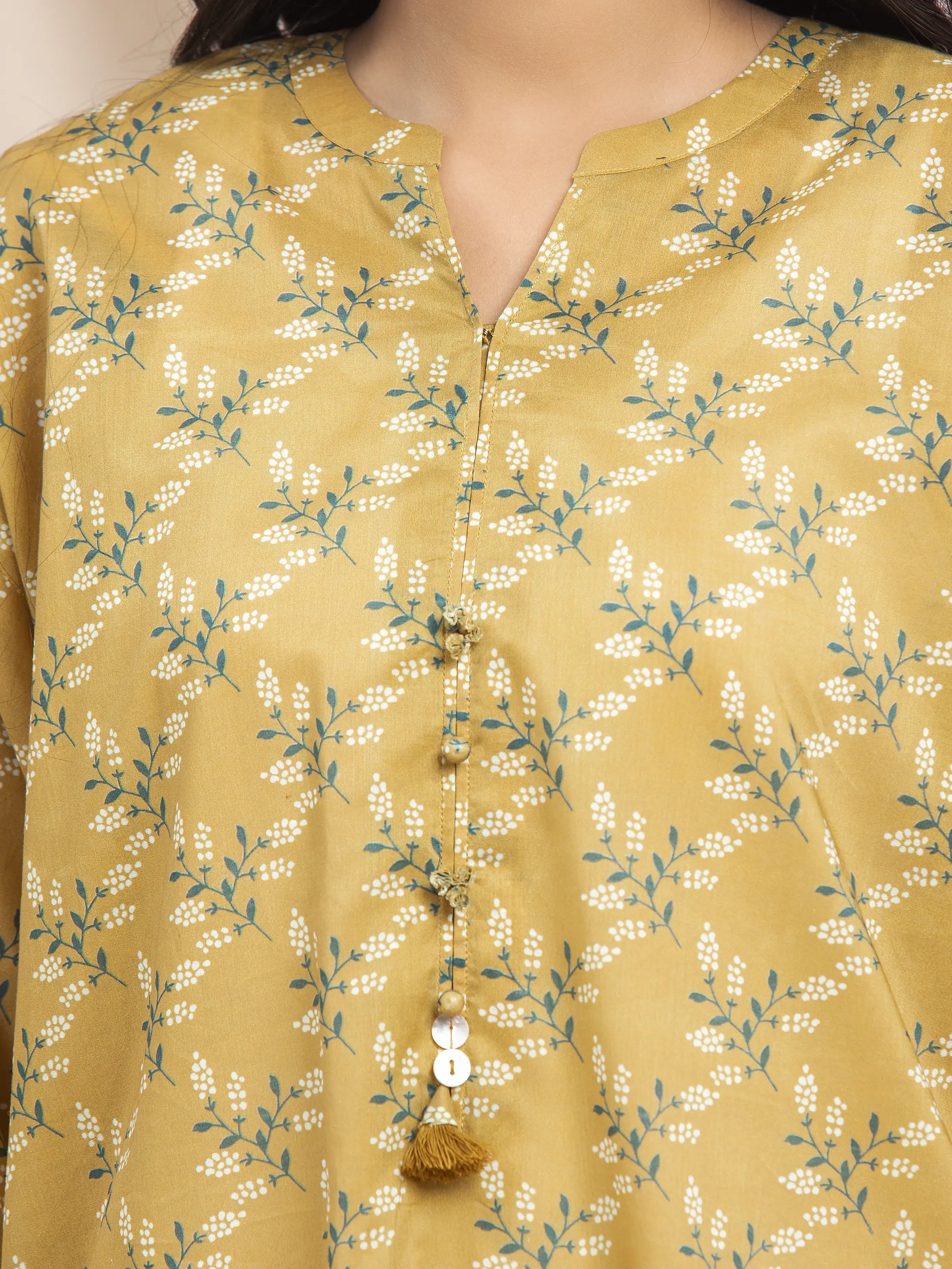 Unstitched Printed Lawn Suit - EWU5A1-35015-3P - Image 3