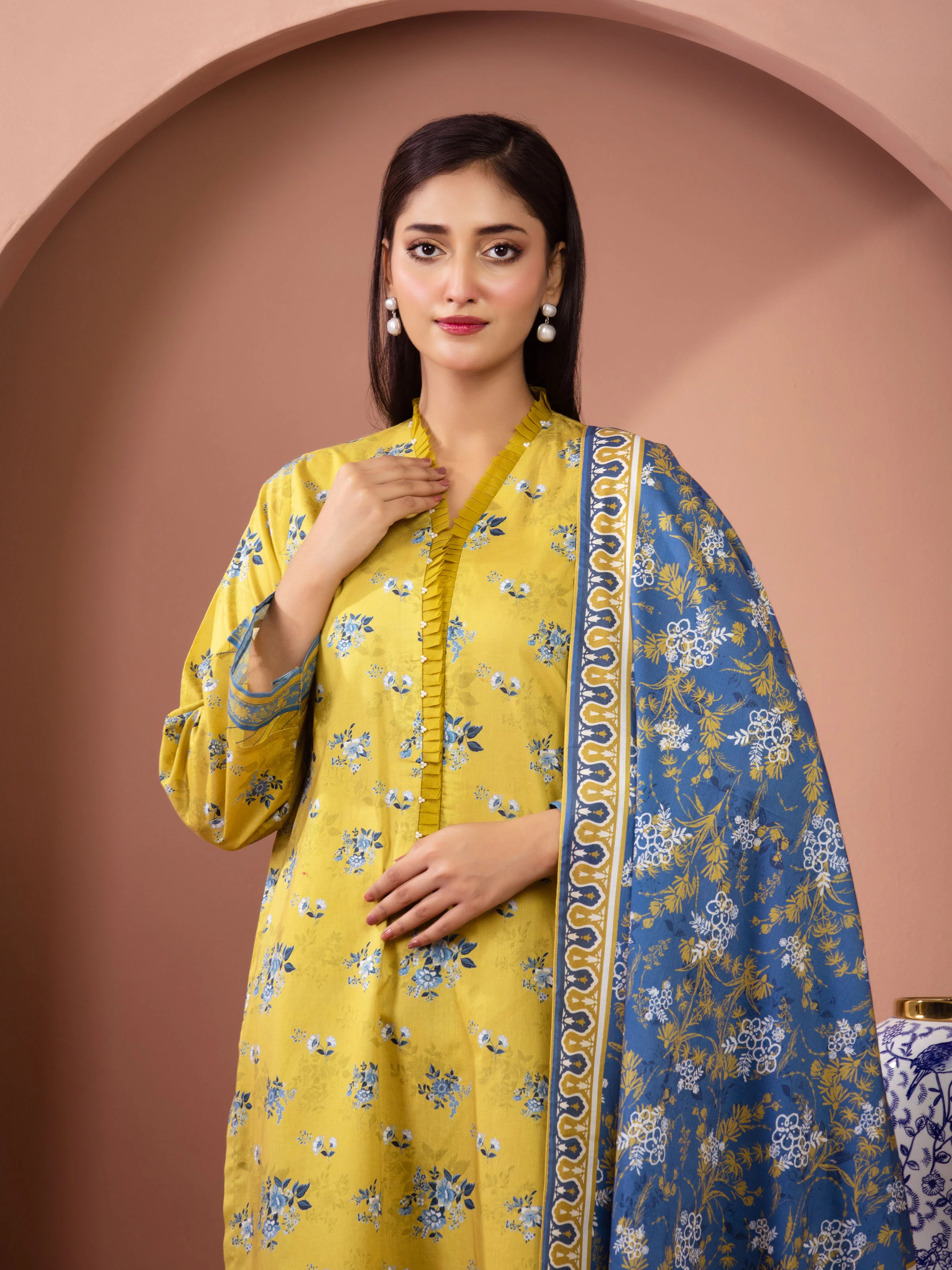 Unstitched Printed Lawn Suit - EWU5A1-35667-3P - Image 2
