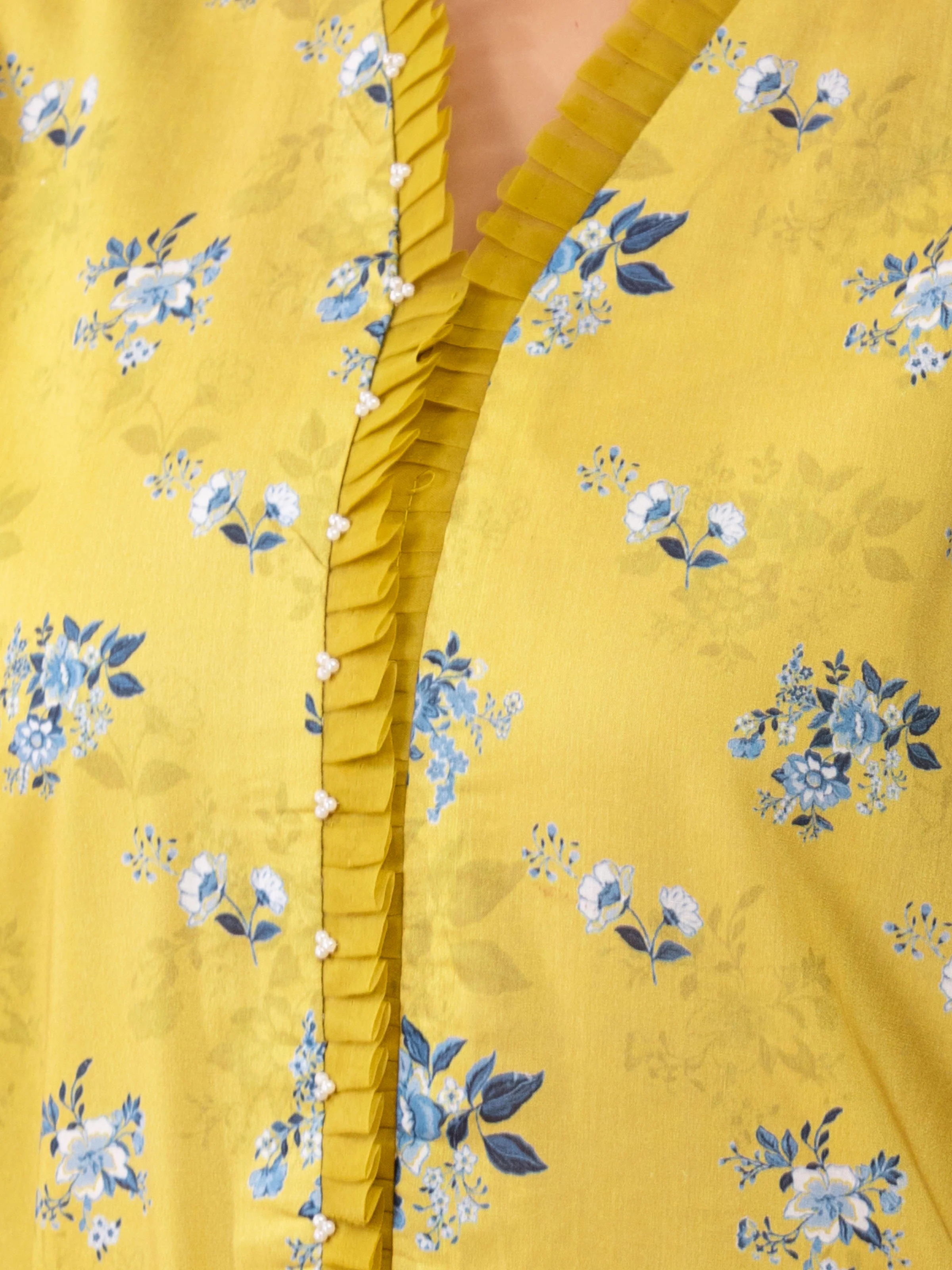 Unstitched Printed Lawn Suit - EWU5A1-35667-3P - Image 3