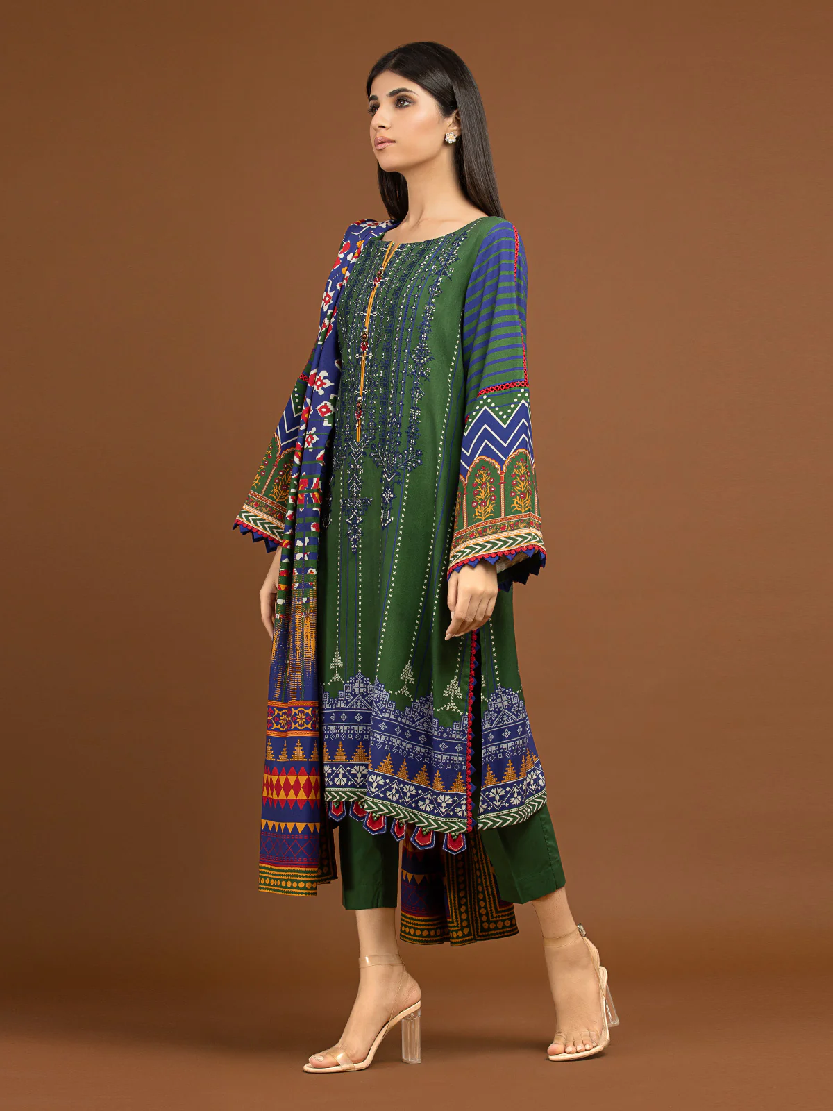 Unstitched Embroidered Viscose Suit - EWU22V13-24049XXL - Image 3