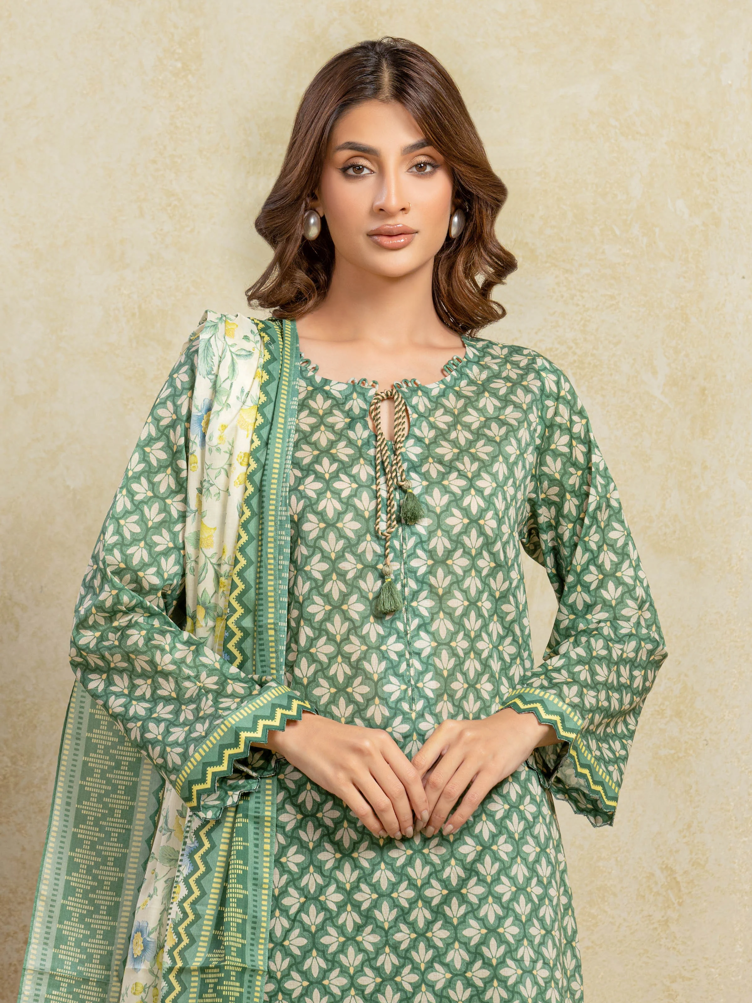 Unstitched Printed Khaddar Suit - EWU5A3-35927-3P - Image 2