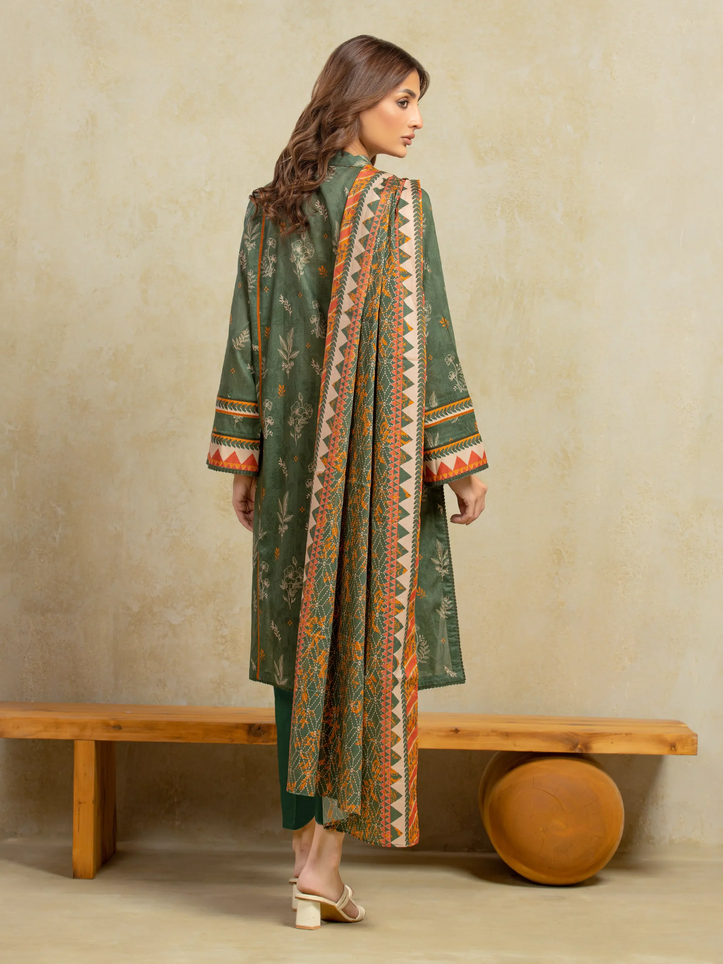 Unstitched Printed Khaddar Suit - EWU5A3-35930-3P - Image 6