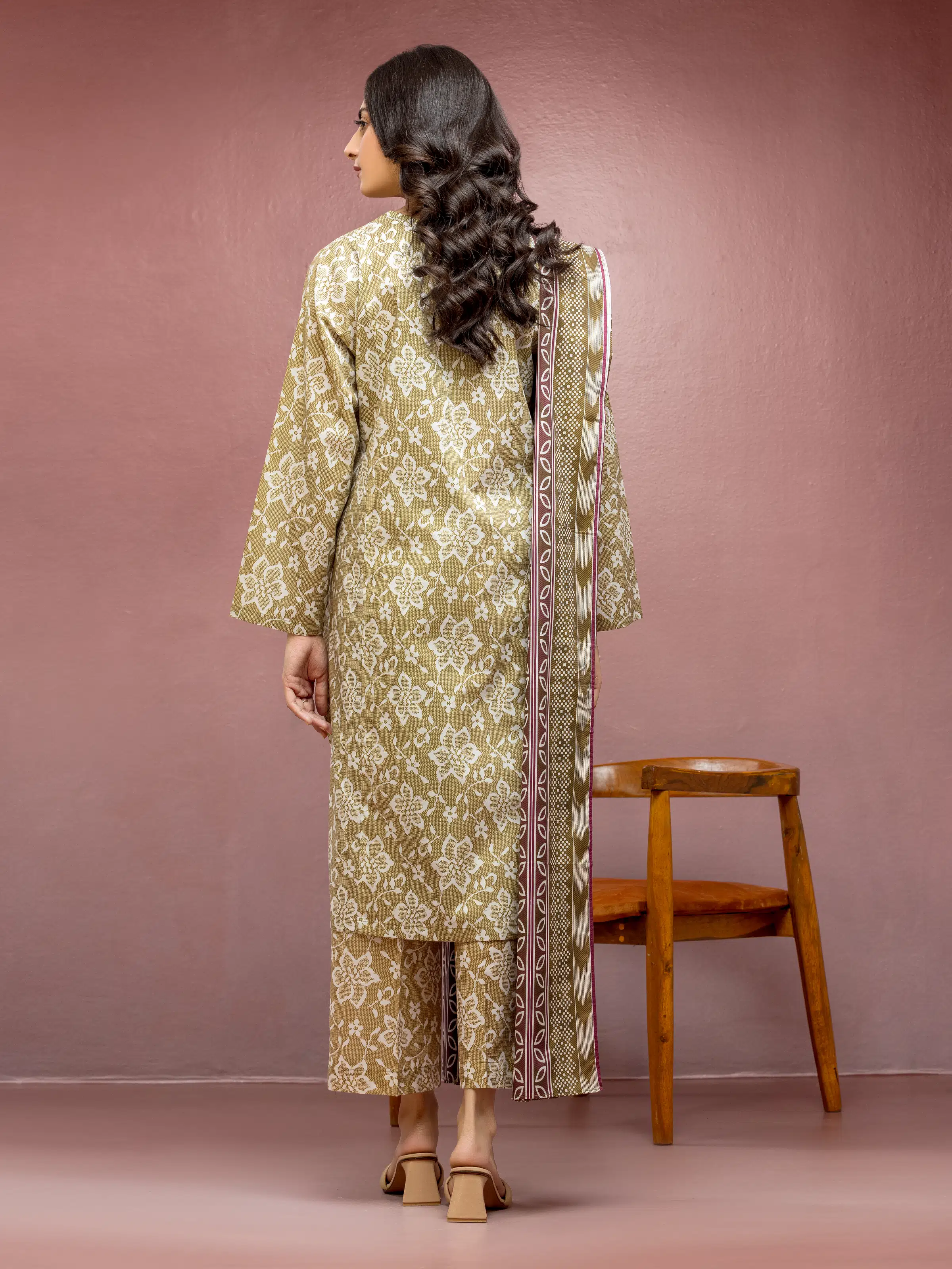 Unstitched Printed Lawn Suit - EWU5A1-35095-3P - Image 2