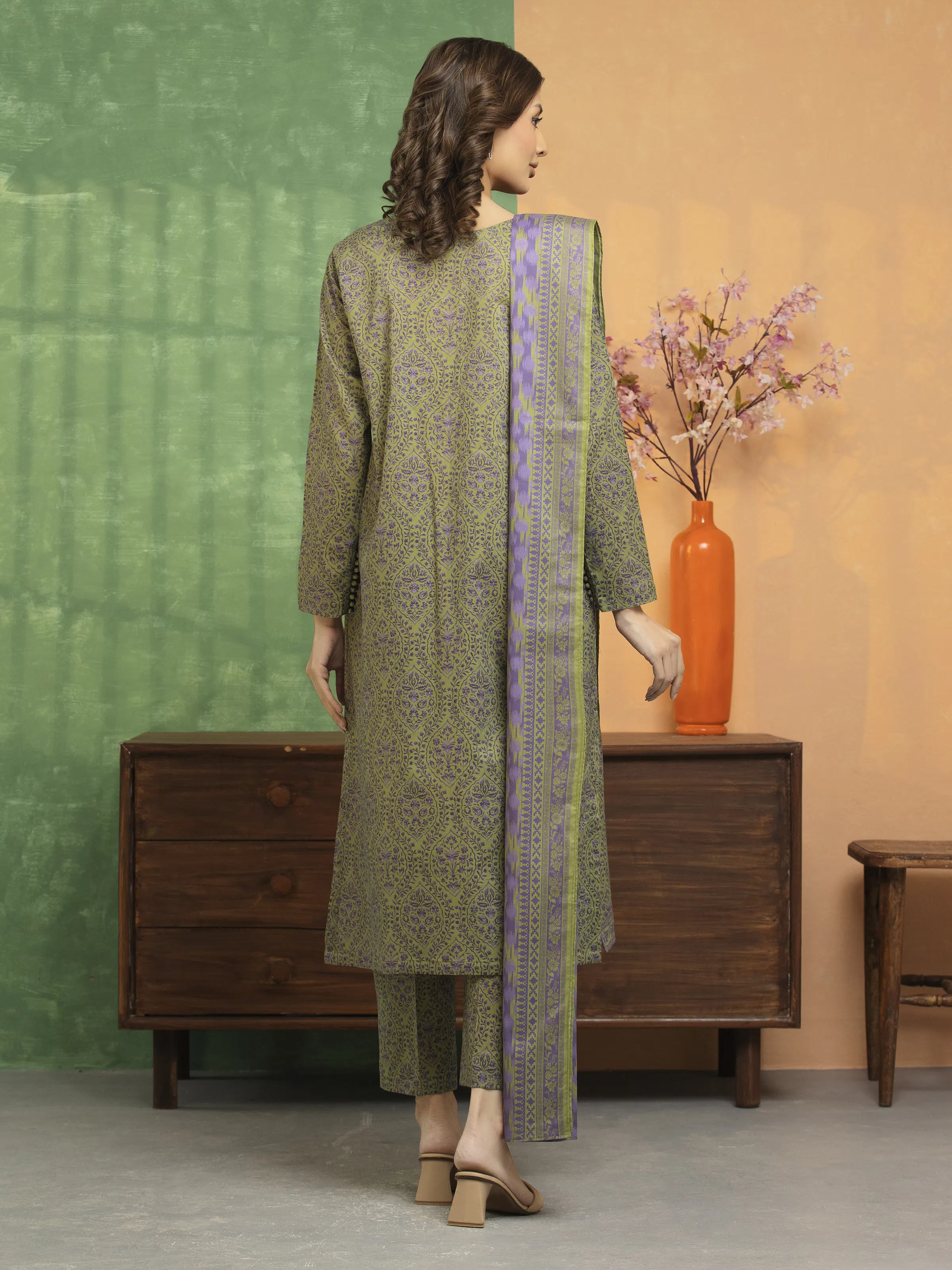 Unstitched Printed Lawn Suit - EWU5A1-35182-3P - Image 2